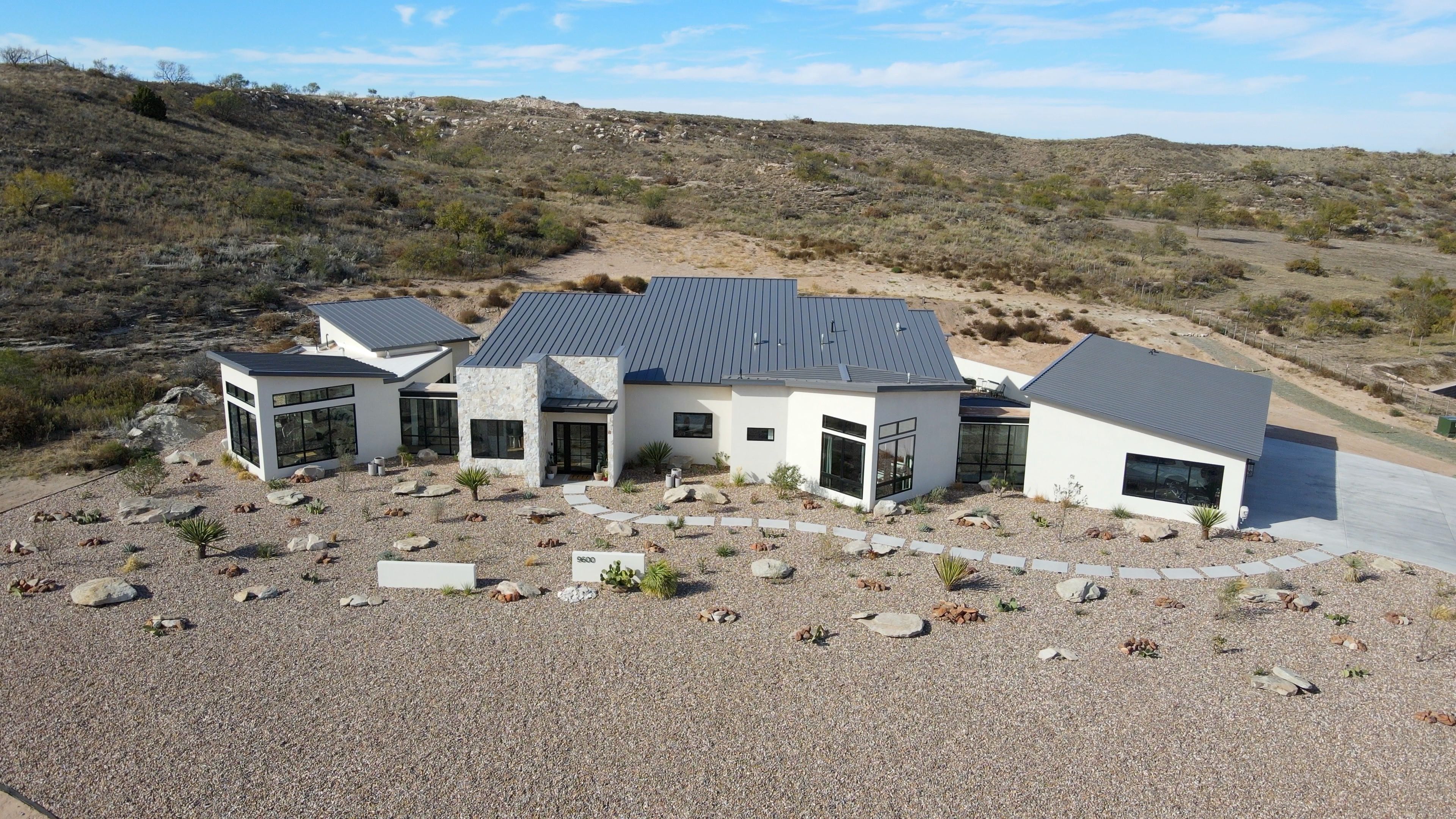 Francis_9600 Wildcat Trail_aerial003.jpg