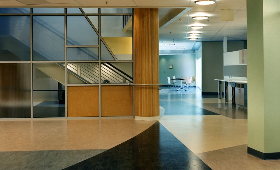 Lower floor circulation spine. 1Etrade_Admin_2