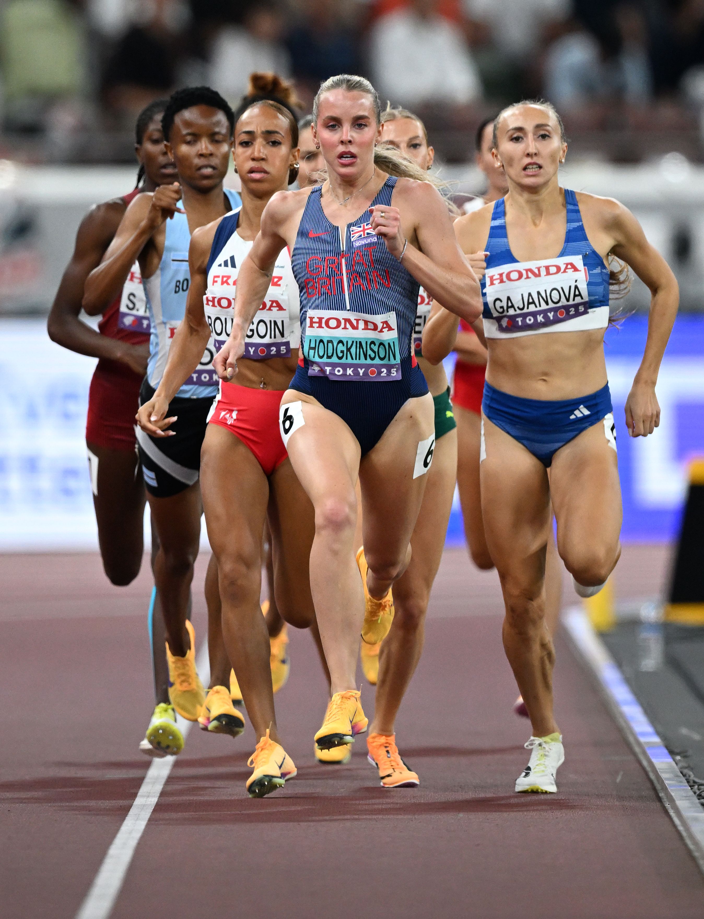 hodgekinson 800w 2025 tokyo wc night 7  jeff cohen photo  5137 copy.jpg