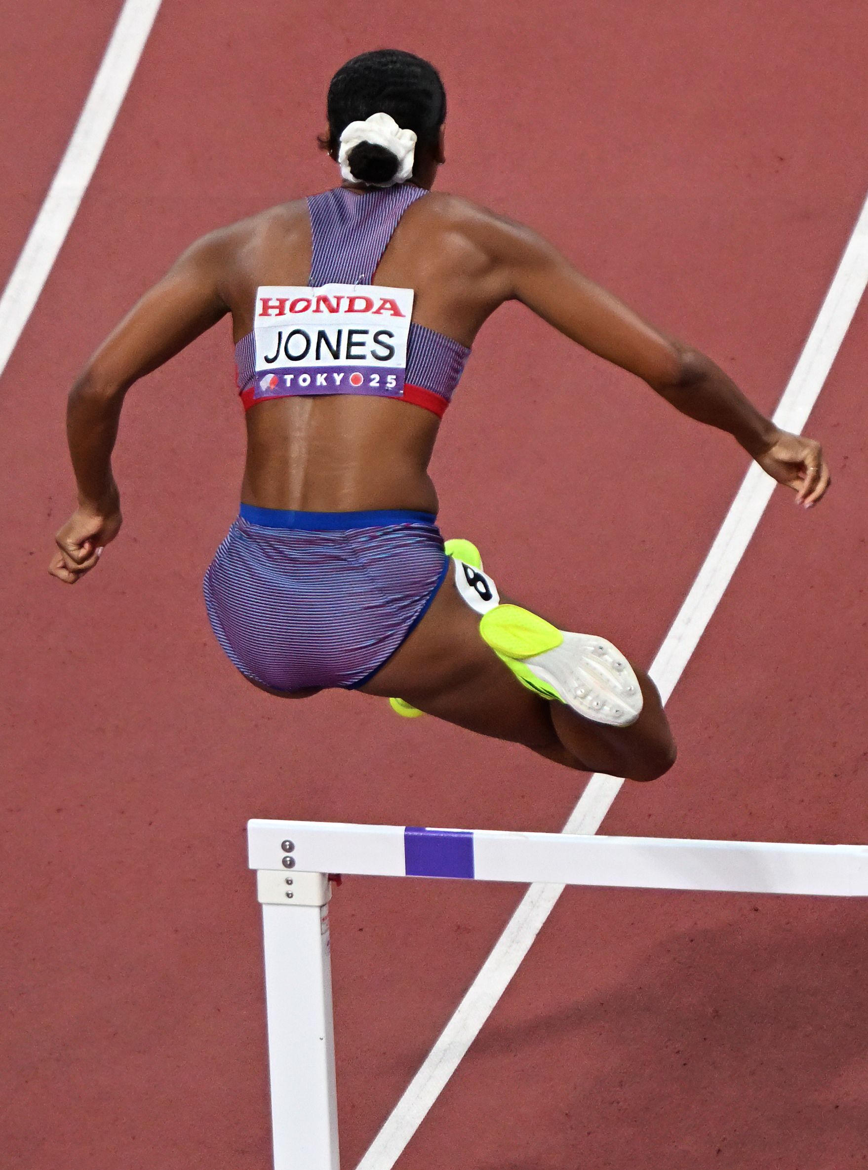 jones 400hw 2025 tokyo wc night 5   jeff cohen photo  5032 copy.jpg