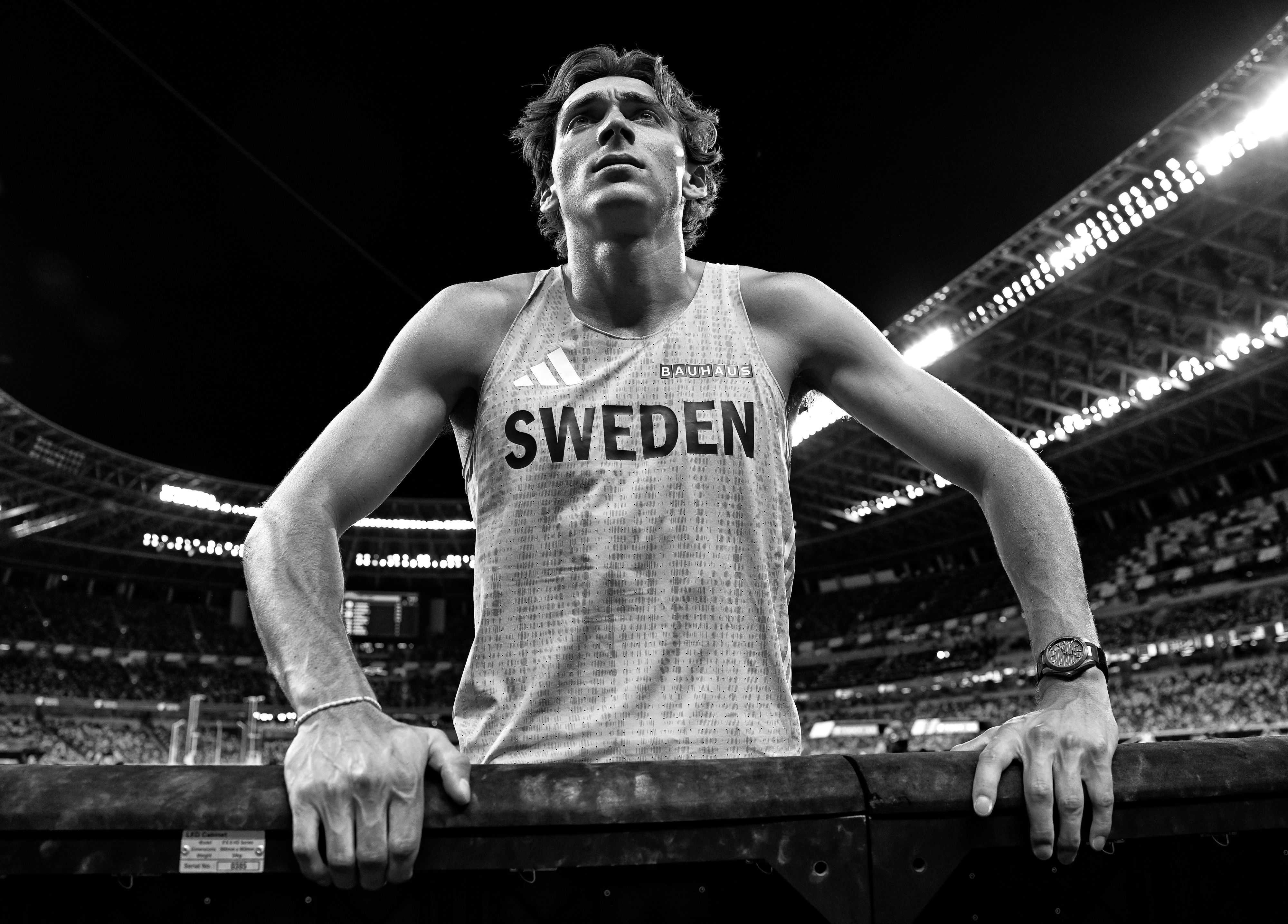 duplantis pvm 2025 tokyo wc night 3   jeff cohen photo  4518 copy.jpg