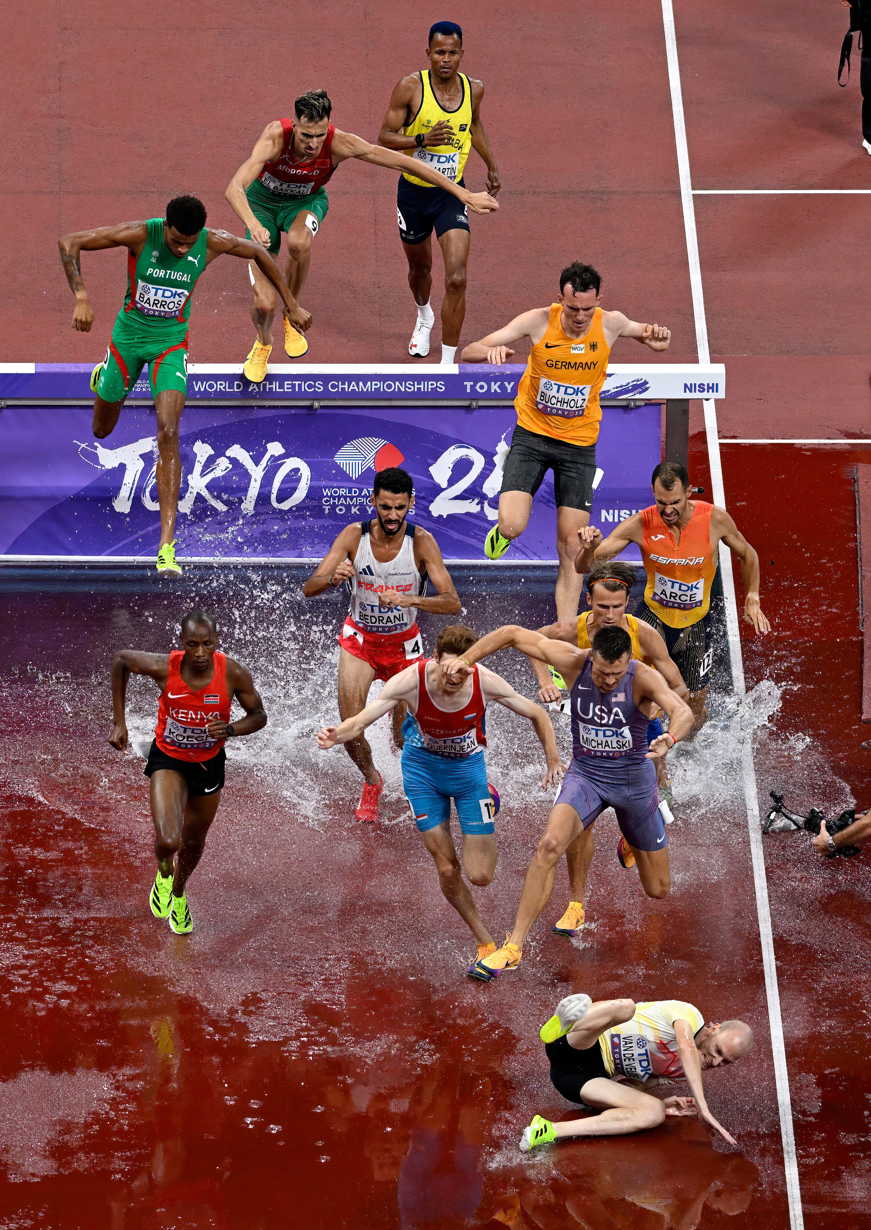 steeple m 2025 tokyo wc night 1    jeff cohen photo  564 copy.jpg