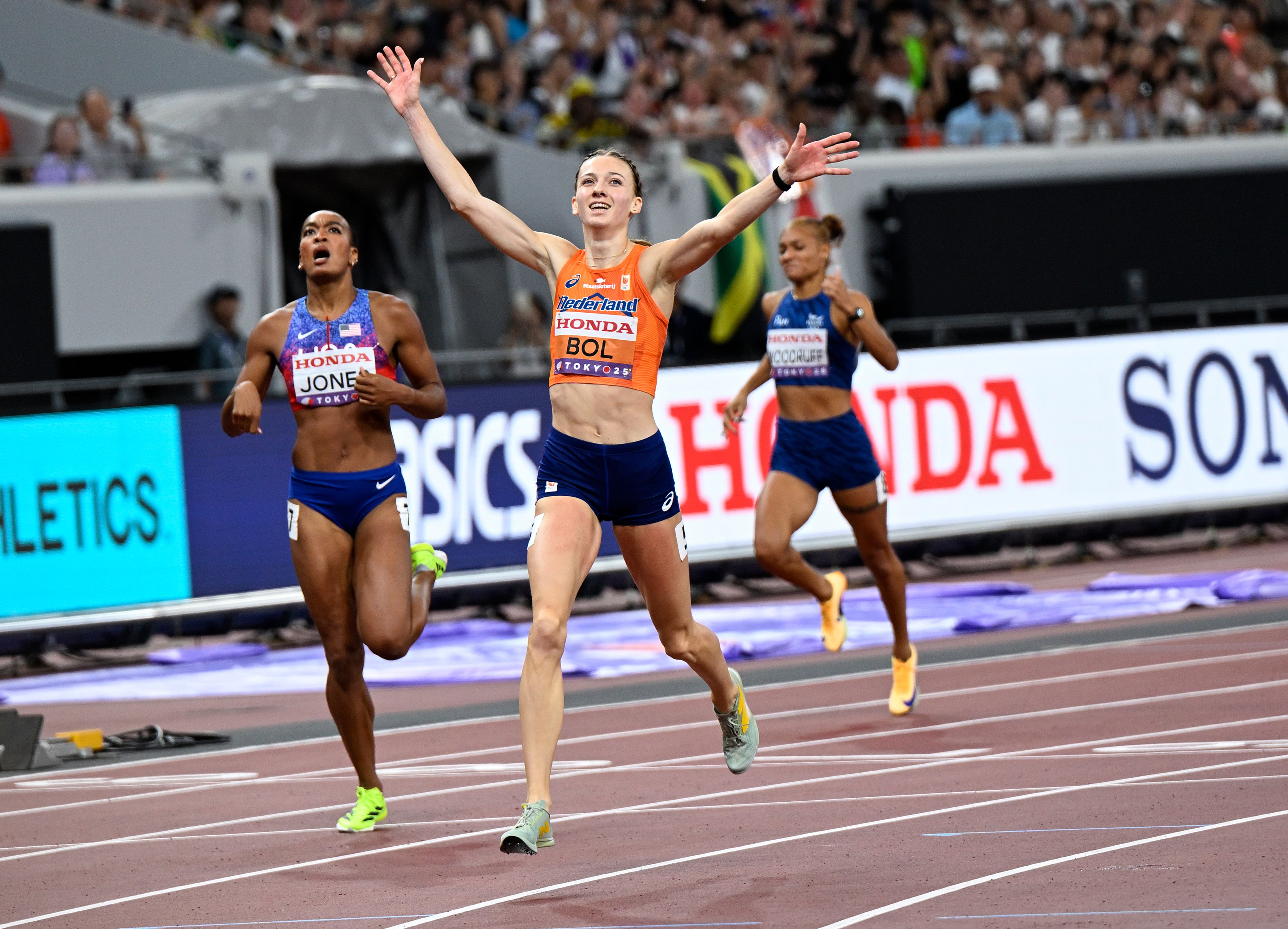 Femke Bol, Nederland, wins her first World Championship in the 400 meter hurdles in Tokyo, Japan 2025.