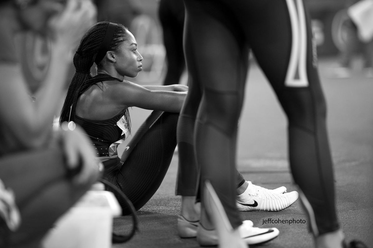 667_1r2016_weltklasse_zurich_allyson_felix_4x100_bw_jeff_cohen_photo_2318_web.jpg