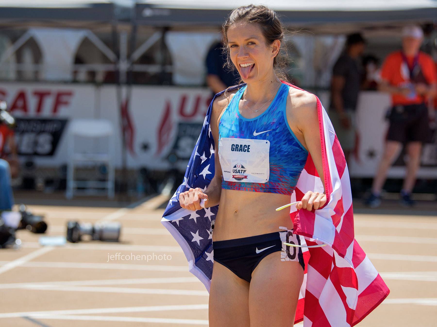 2017-usatf-outdoor-champs-day-3-grace-800w-tongue-jeff-cohen-photo--3954-web.jpg