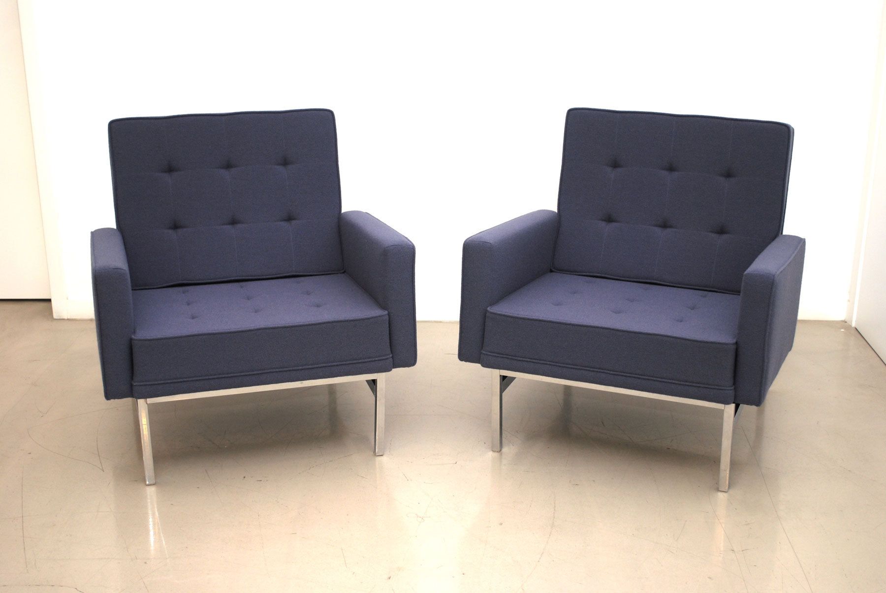 Florence Knoll club chairs