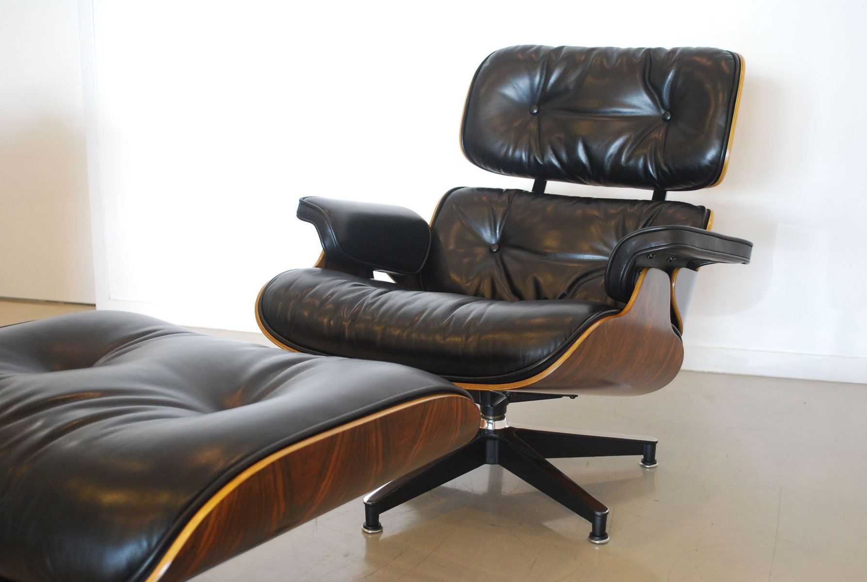 Herman Miller Eames Lounge Chair