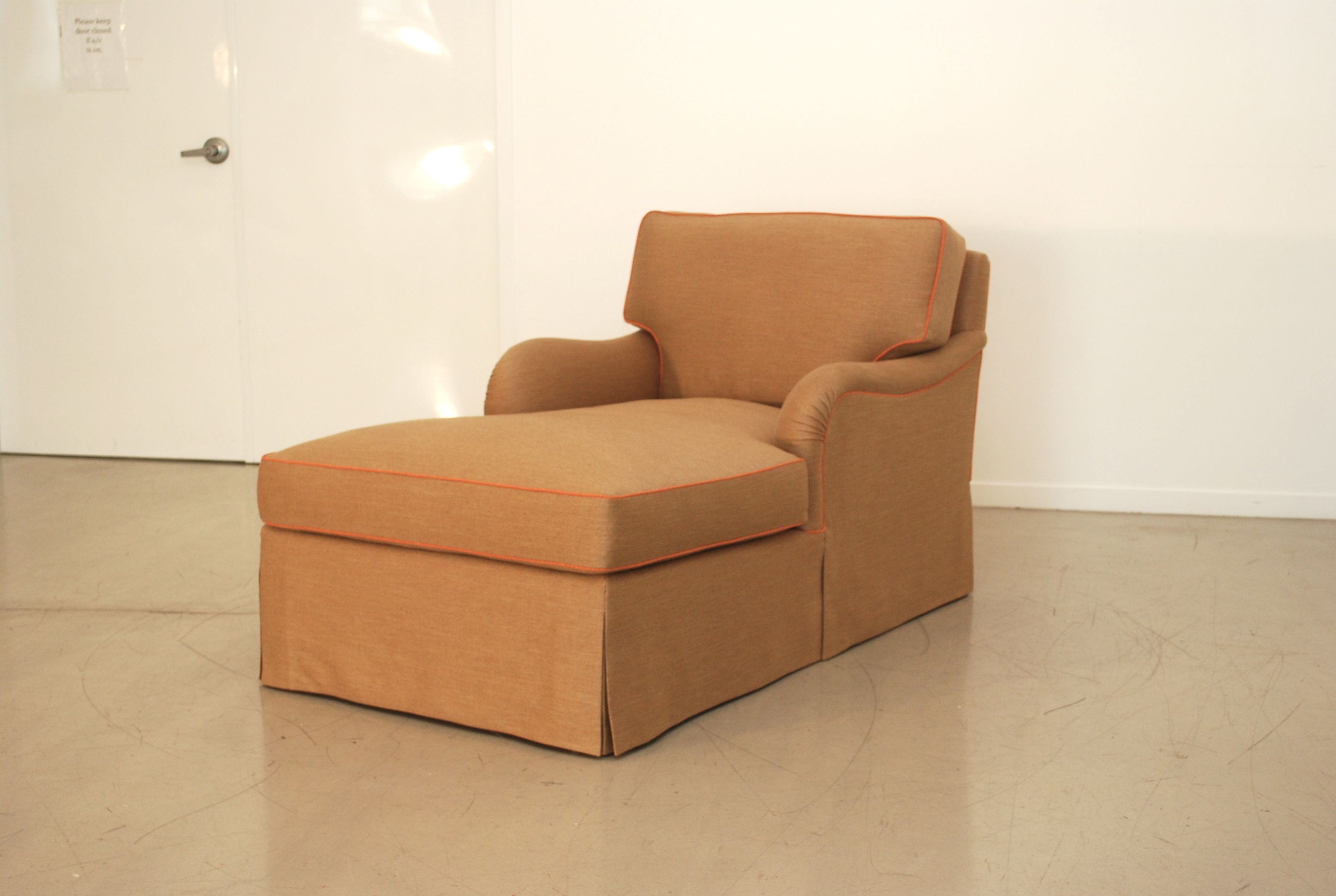 Bridgewater Chaise Image 1.jpg