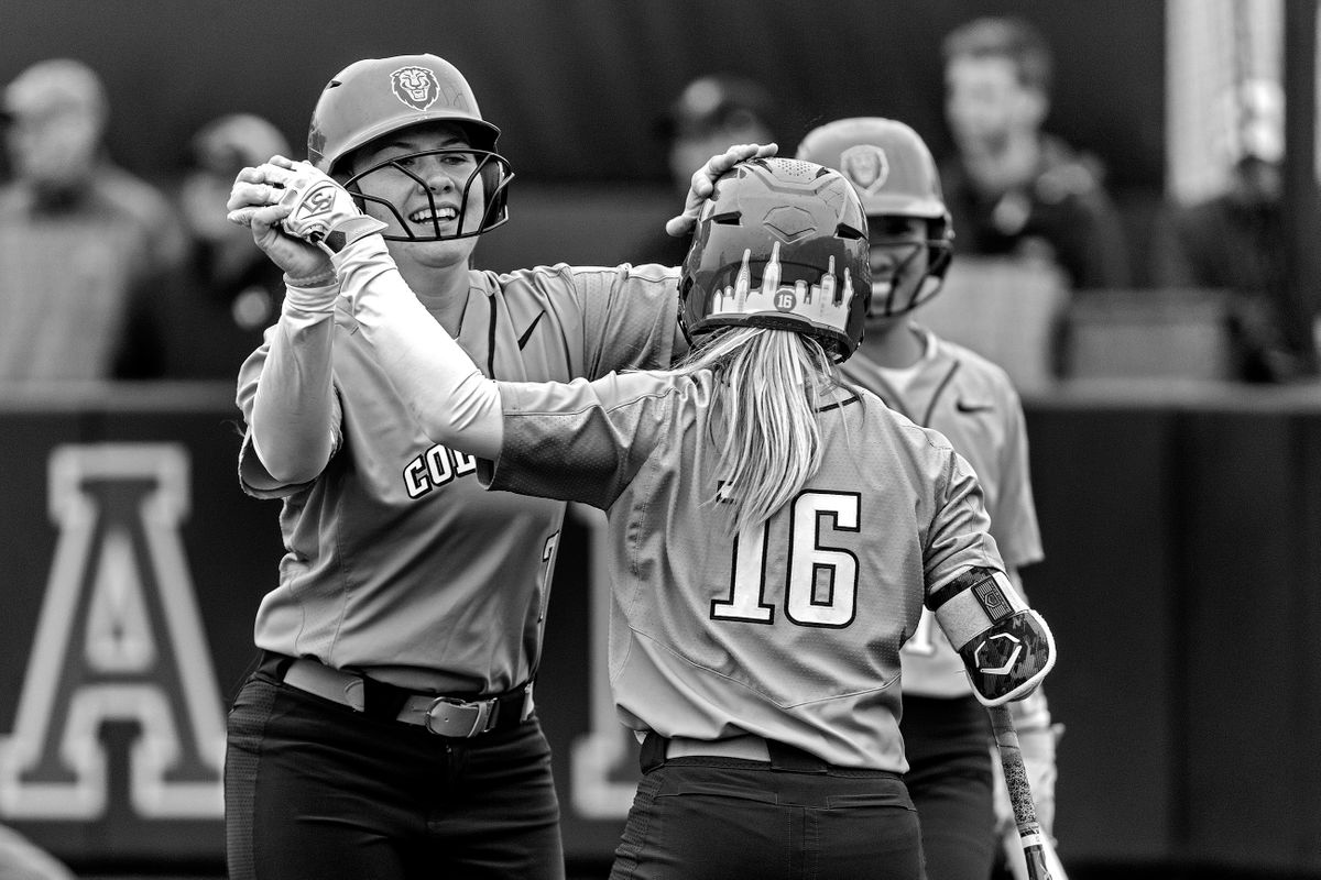Columbia Lions Softball