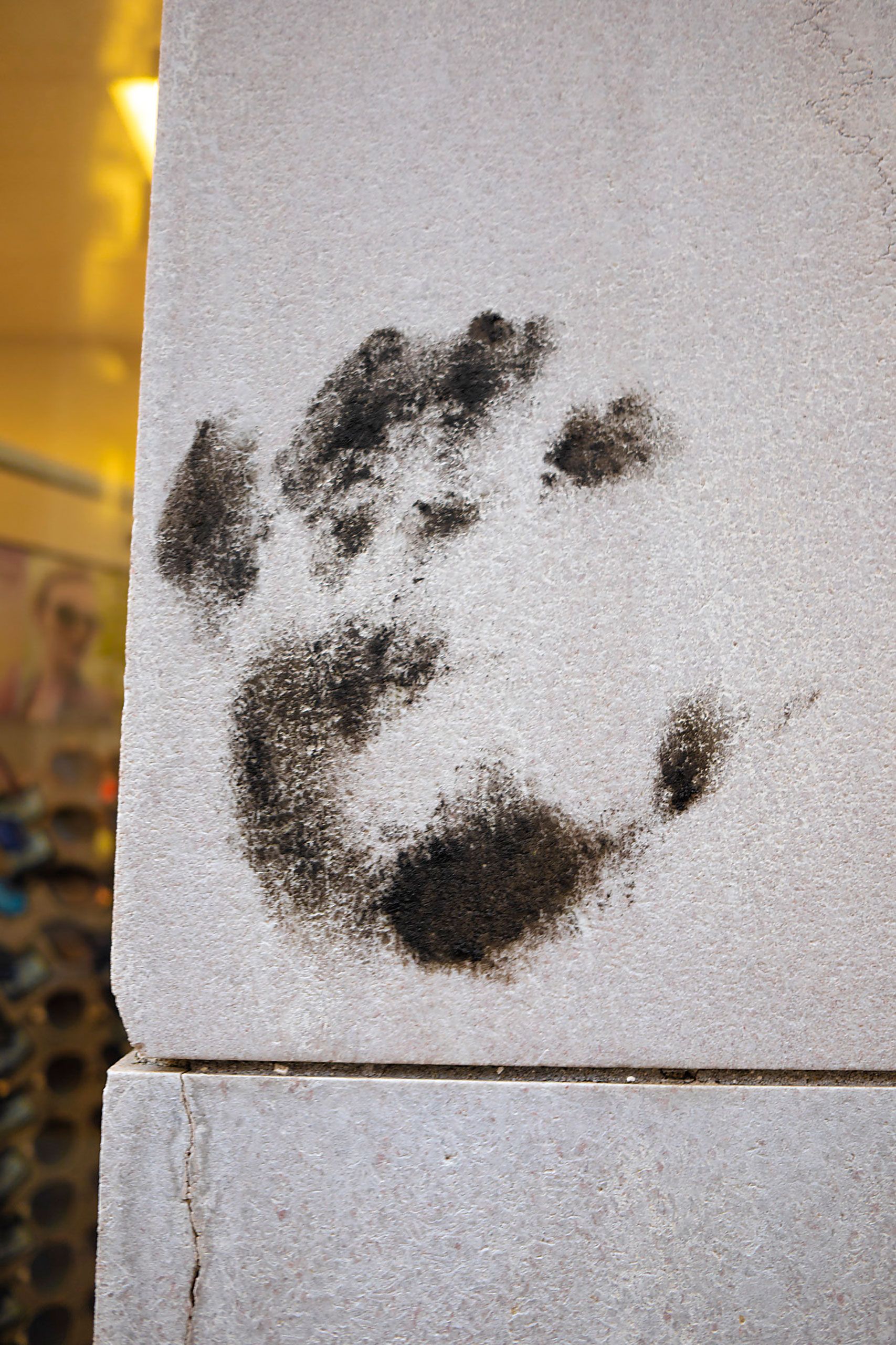graffiti hand print on wall in San Francisco 
