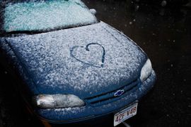 i drew a Heart on hood of car in Boston newborn st
