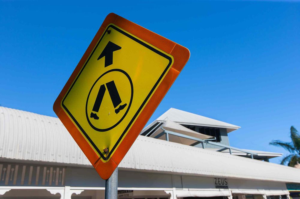 Confusing Street crossing sign in Port Author Australia