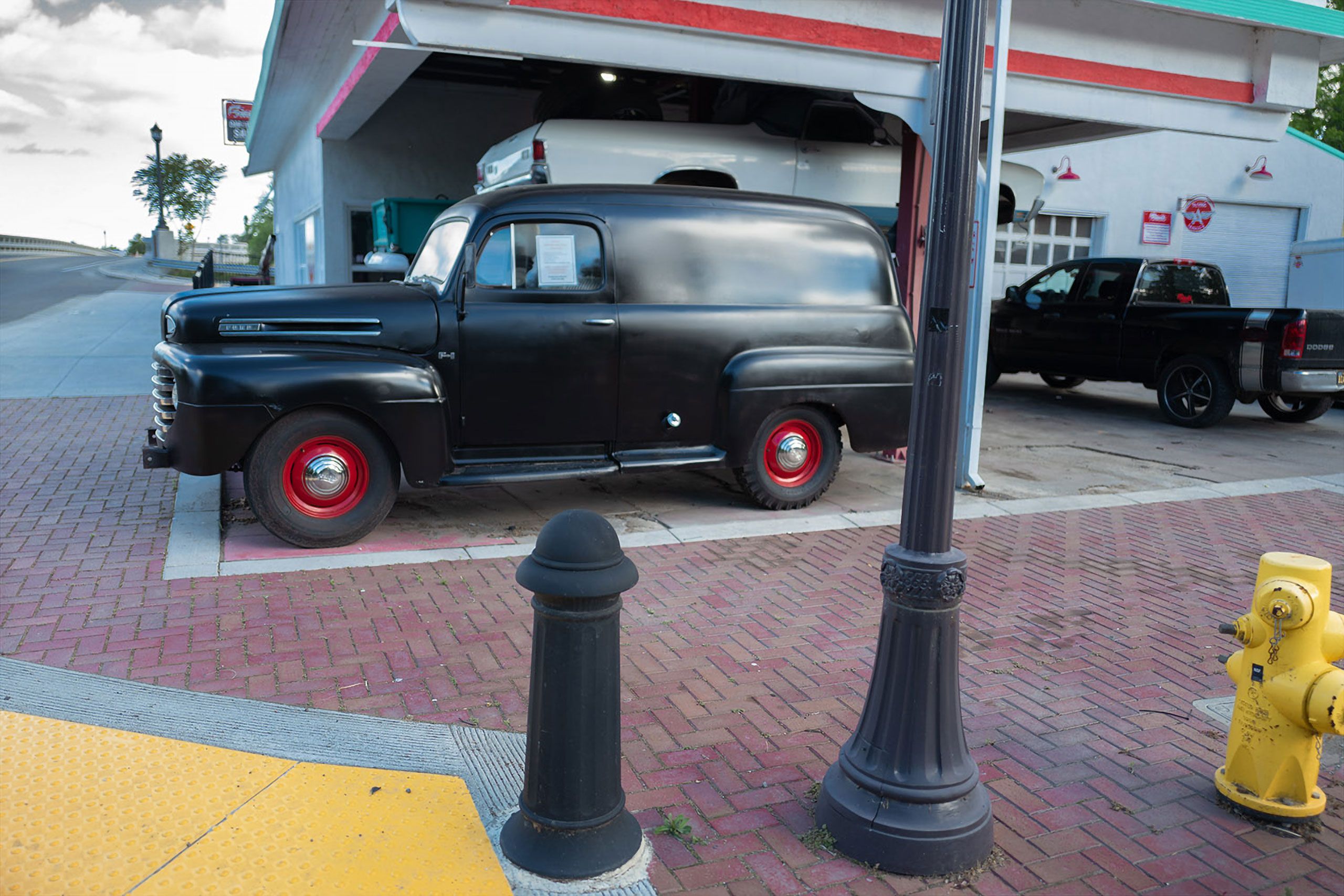 Pannel truck winters california 
