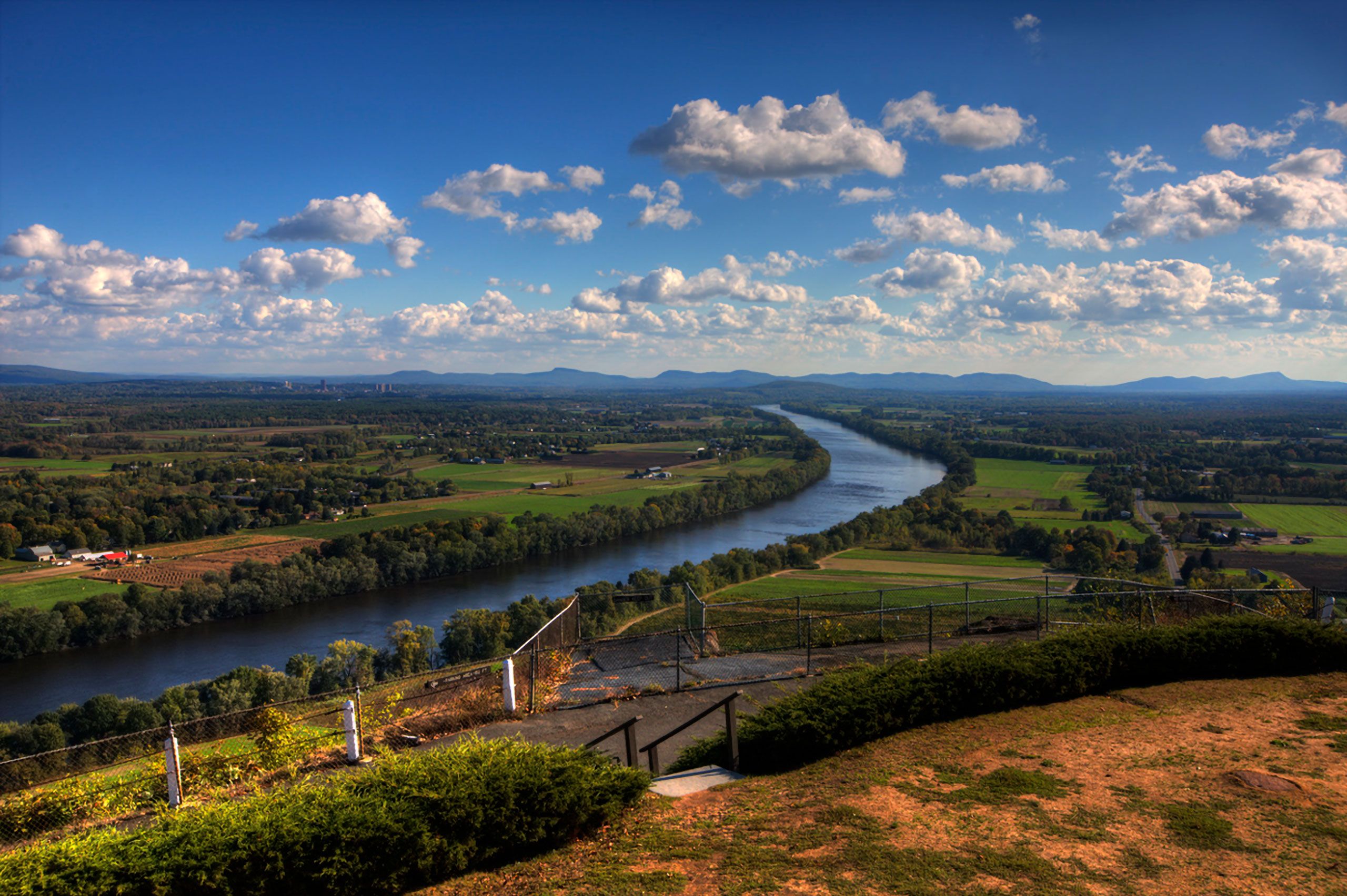 Connecticut river valley army fall Connecticut River Greenway State Park