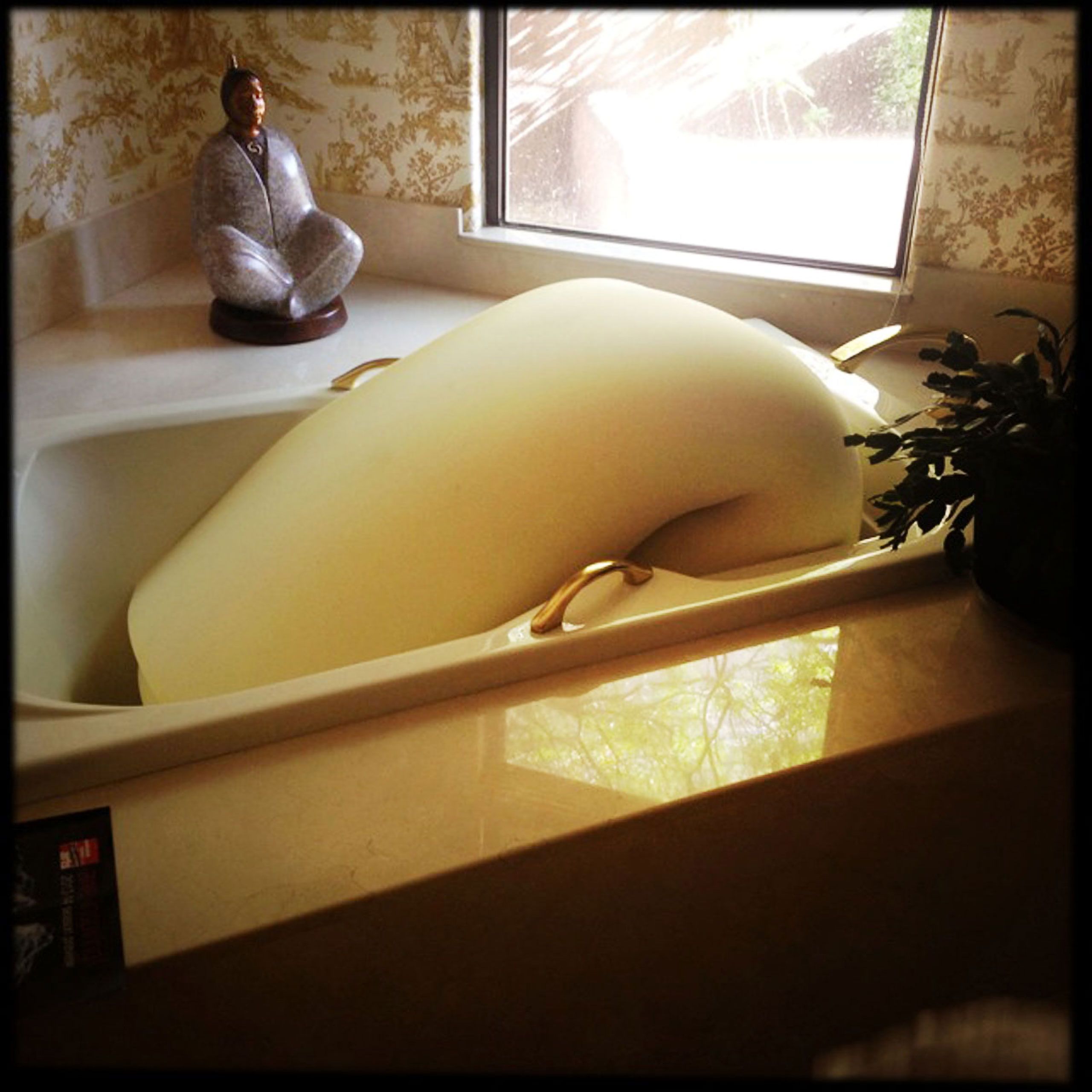 odd foam  in bathtub  