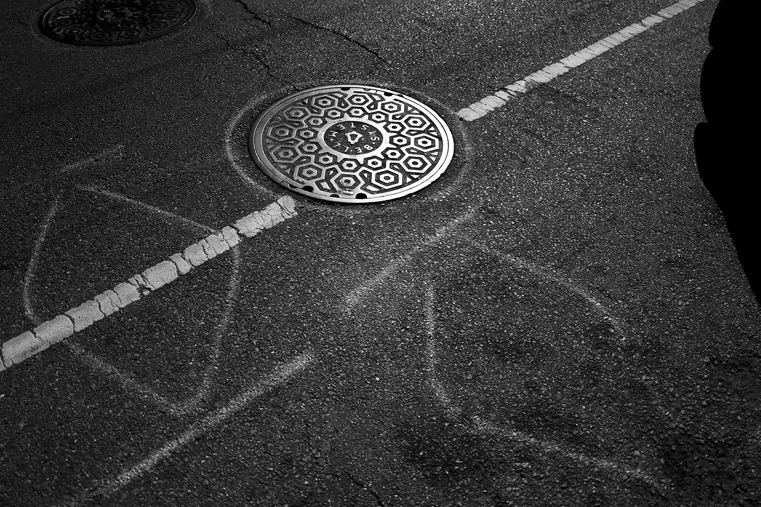 marking on street  New Orleans 
