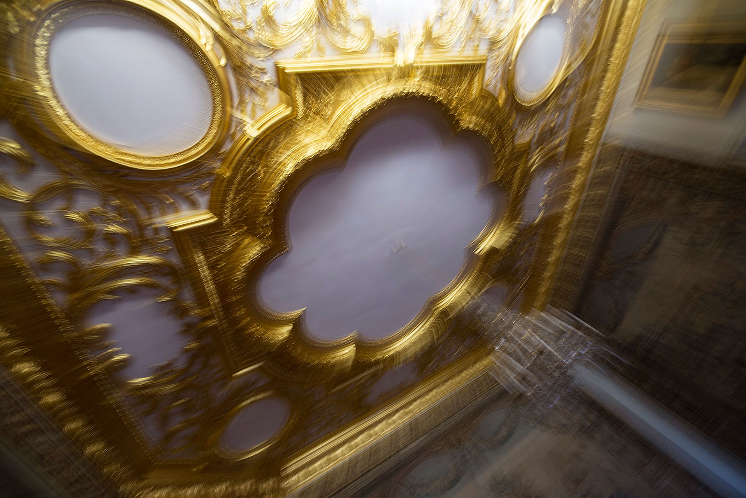 royal palace Amsterdam interior ceiling in chapel