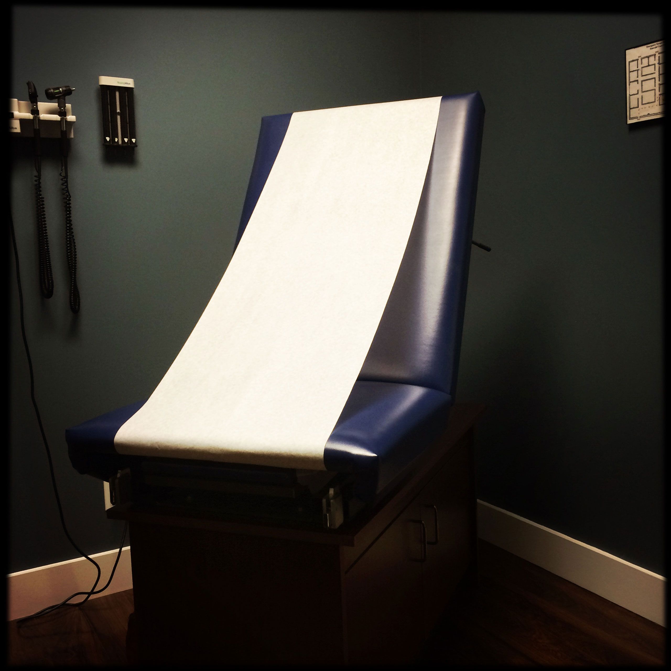 Examiing room table at the doctors office Panama city beach flordia