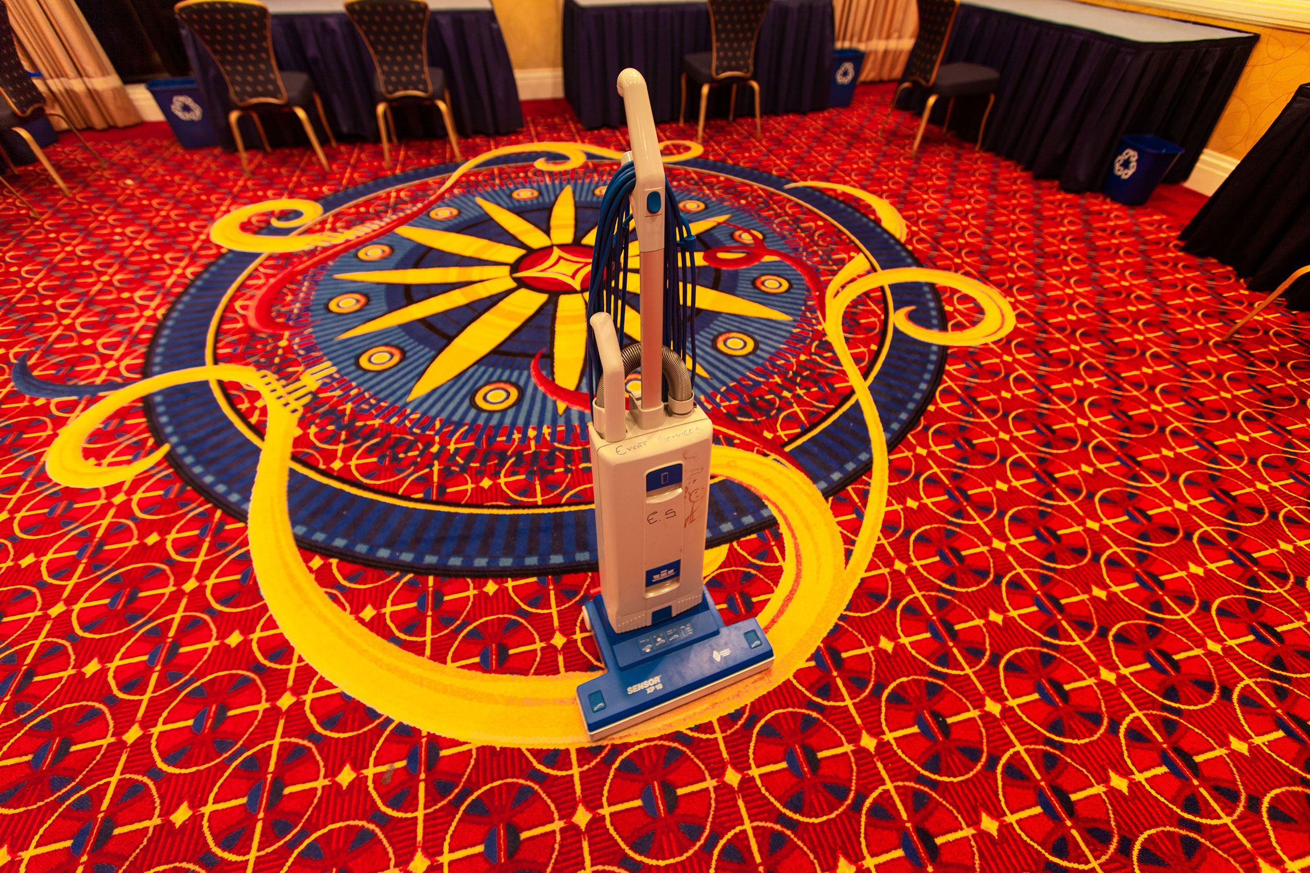 vacuum cleaning carpet in Baltimore 