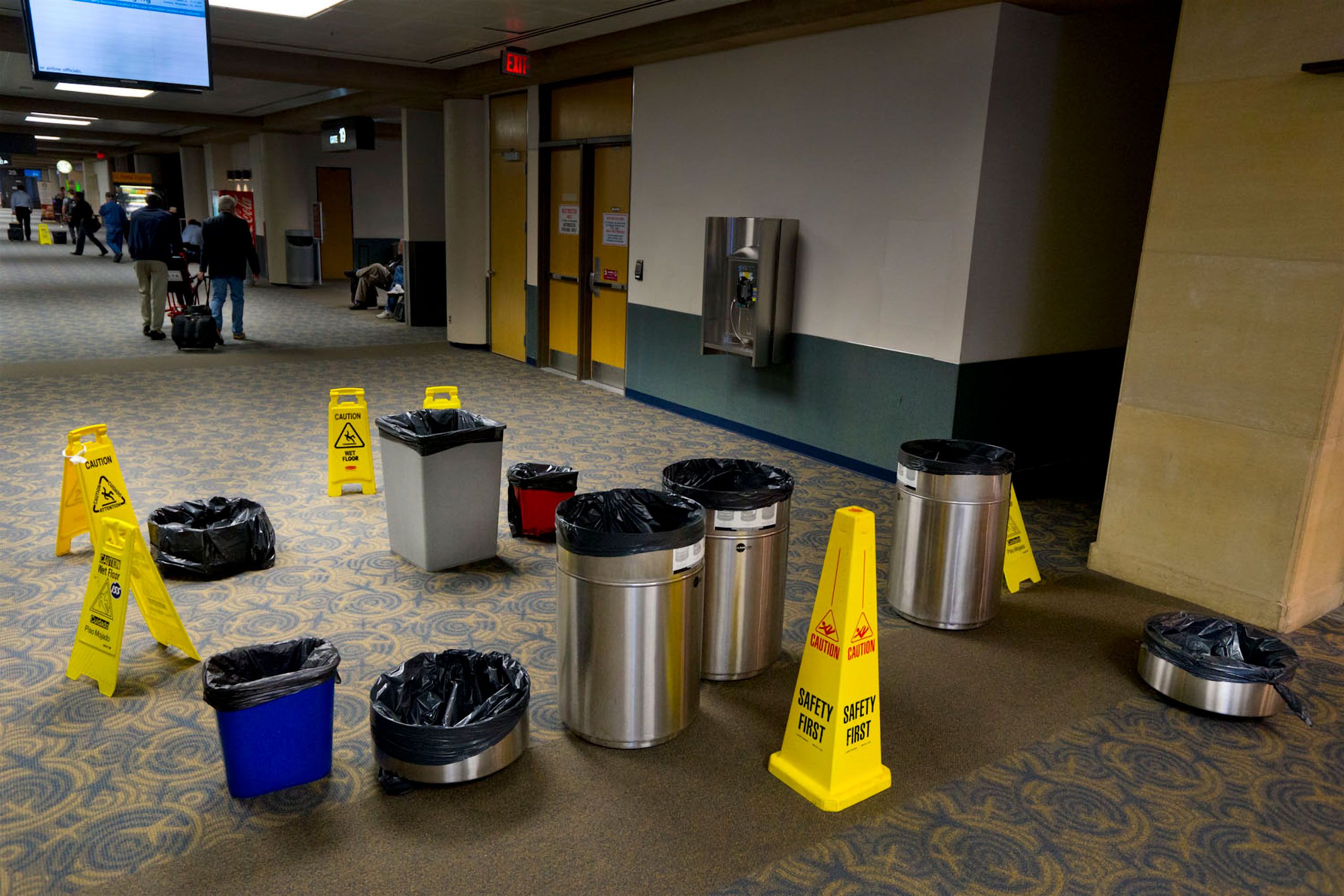 Spill in hallway spyharbor airport Phoenix Arizona 