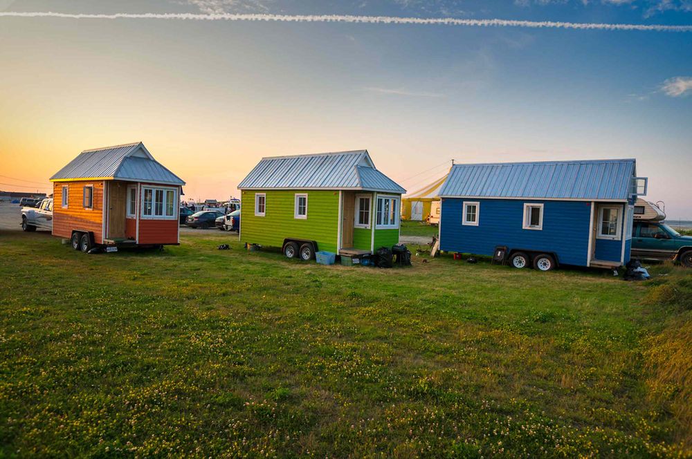 Tiny houses for a traveling circus havre mason les iles de la madeleine