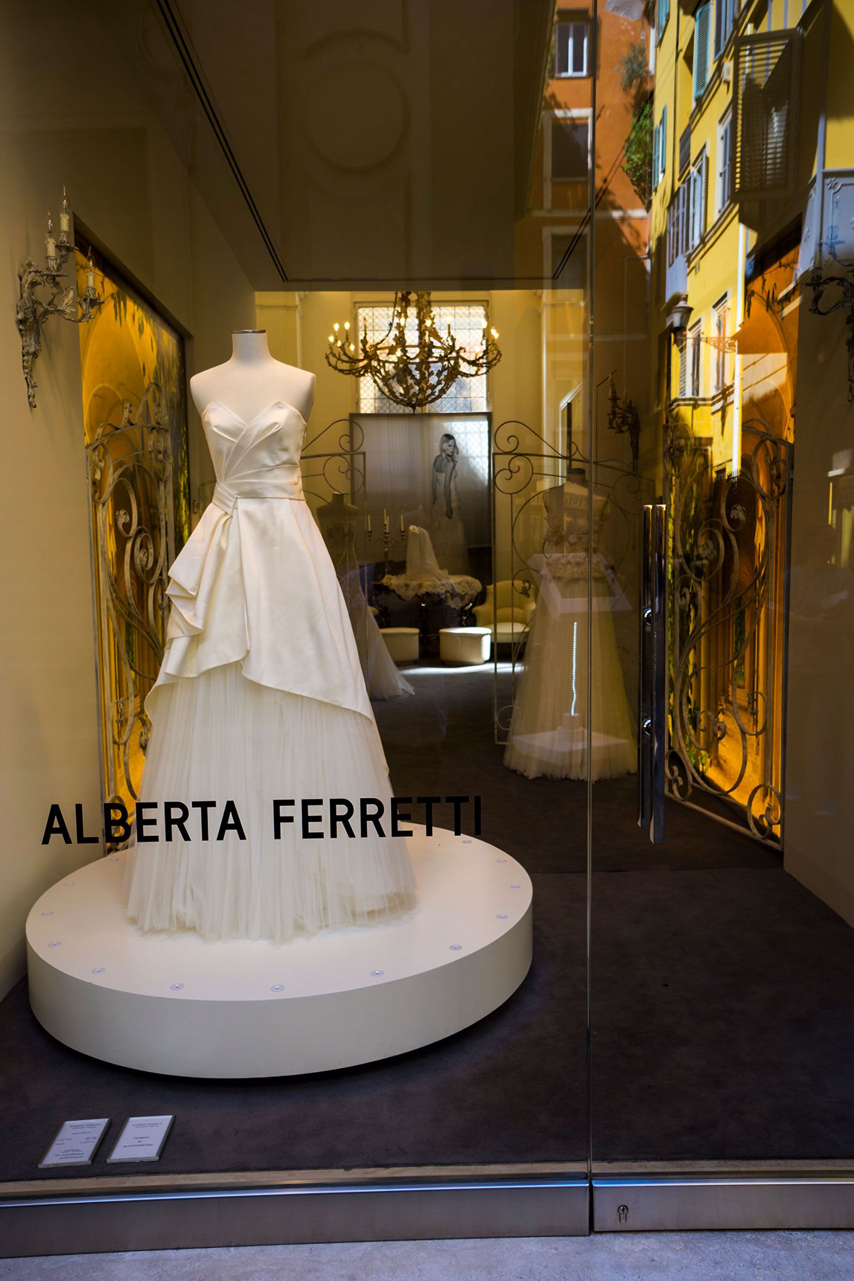 alberta ferrets clothing stroe in Rome 