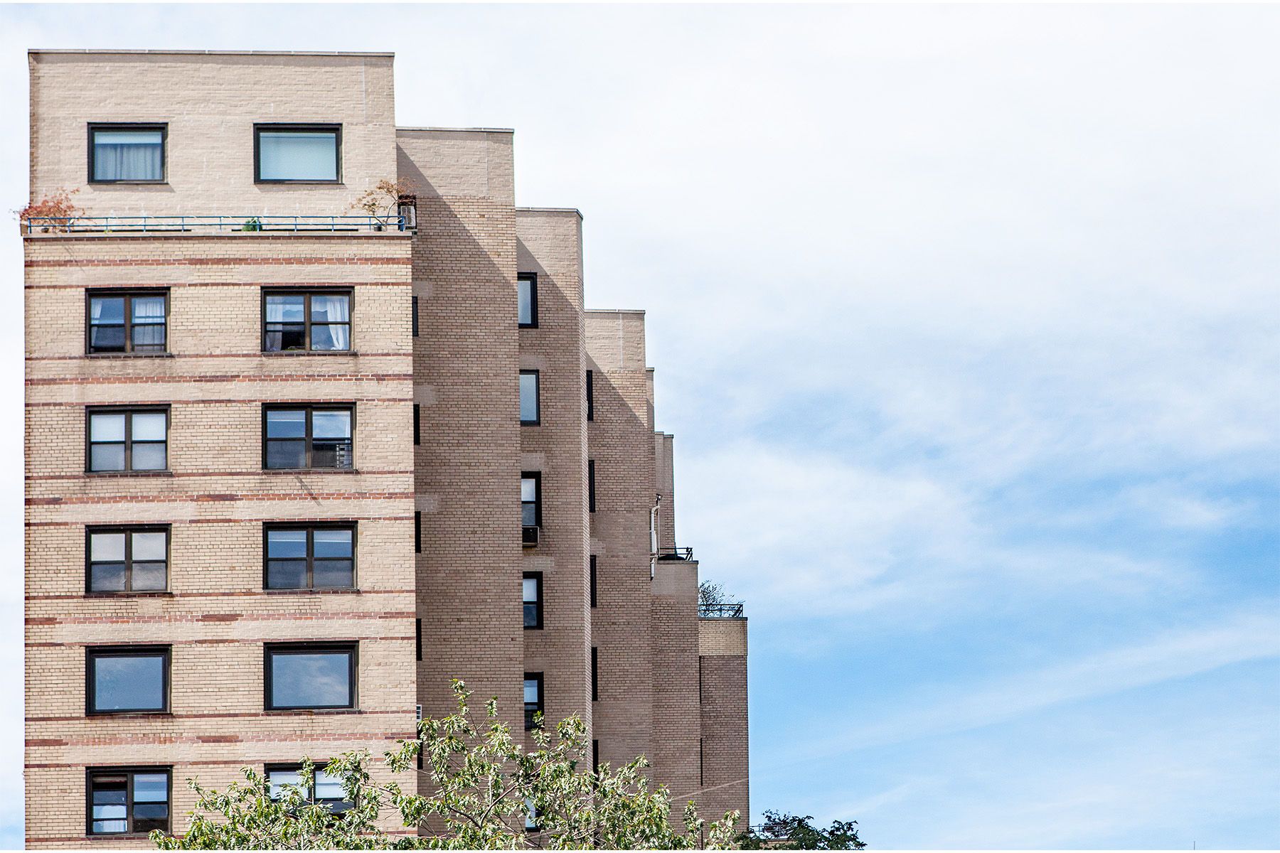 1breentower_exterior_website