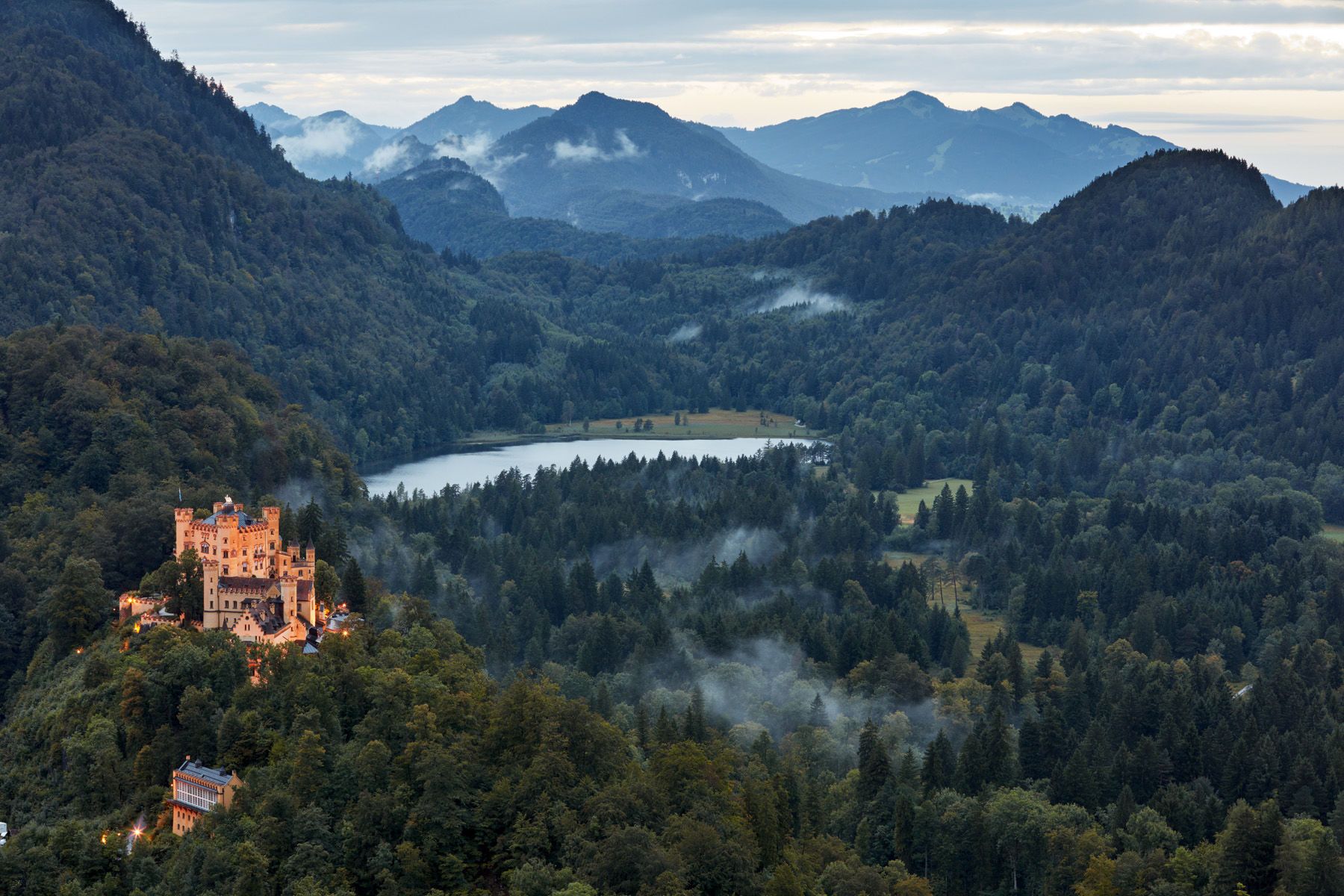 7_0_413_1schloss_hohenschwangau_0032.jpg