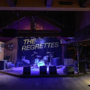 the-regrettes-pappy-and-harriets-pioneertown.JPG