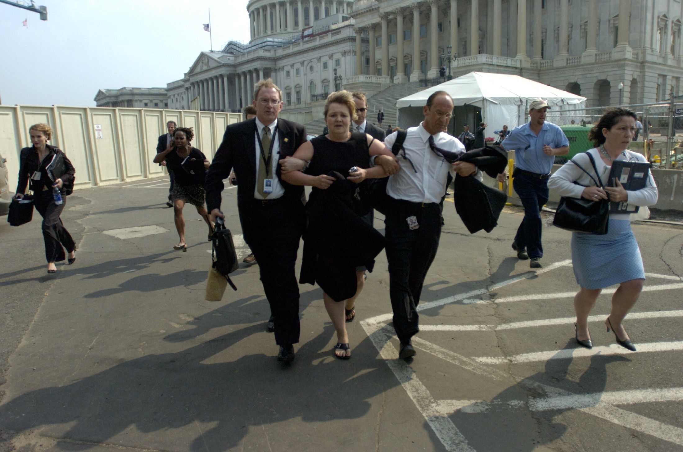 20040609 NEWS  1100.JPG
