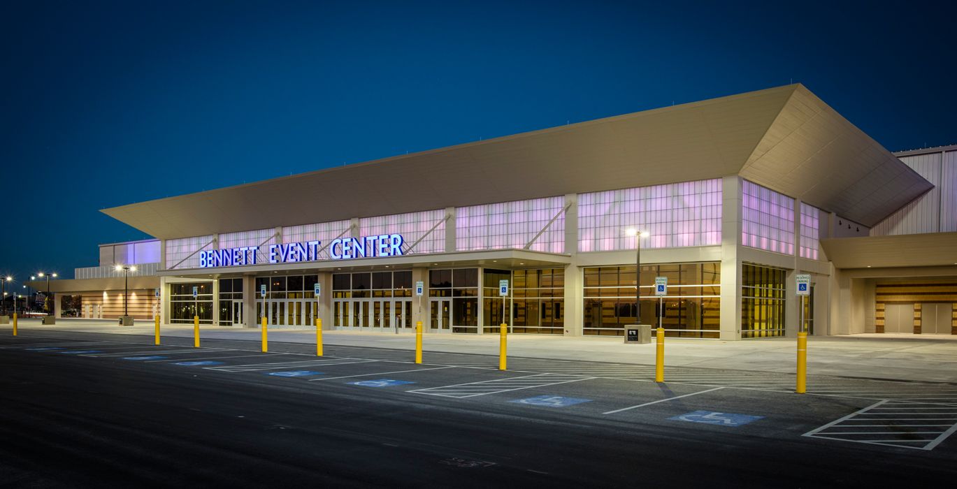 Bennet Center 11916 055.jpg