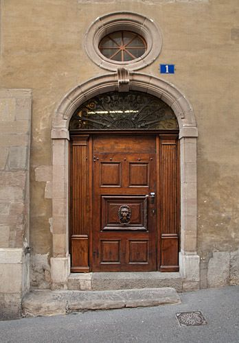 Geneva door 1