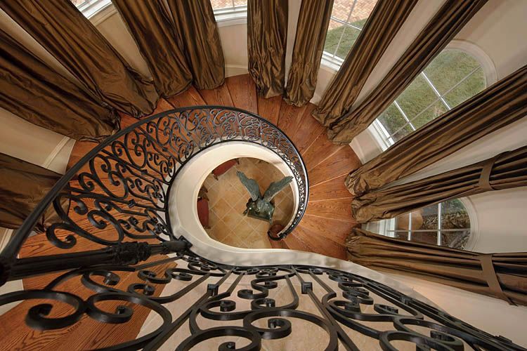 Psyk Staircase sRGB.jpg