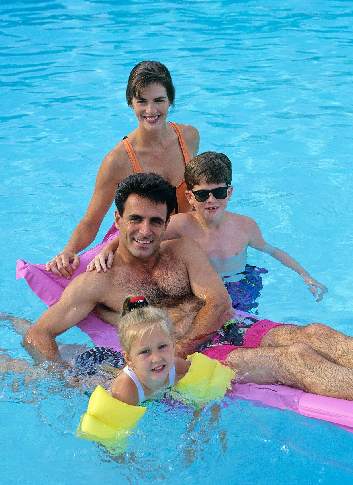 Pool family sRGB.jpg