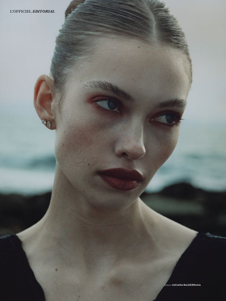 120_EDITORIAL_Neverland_10 PAGES-4 copy.jpg