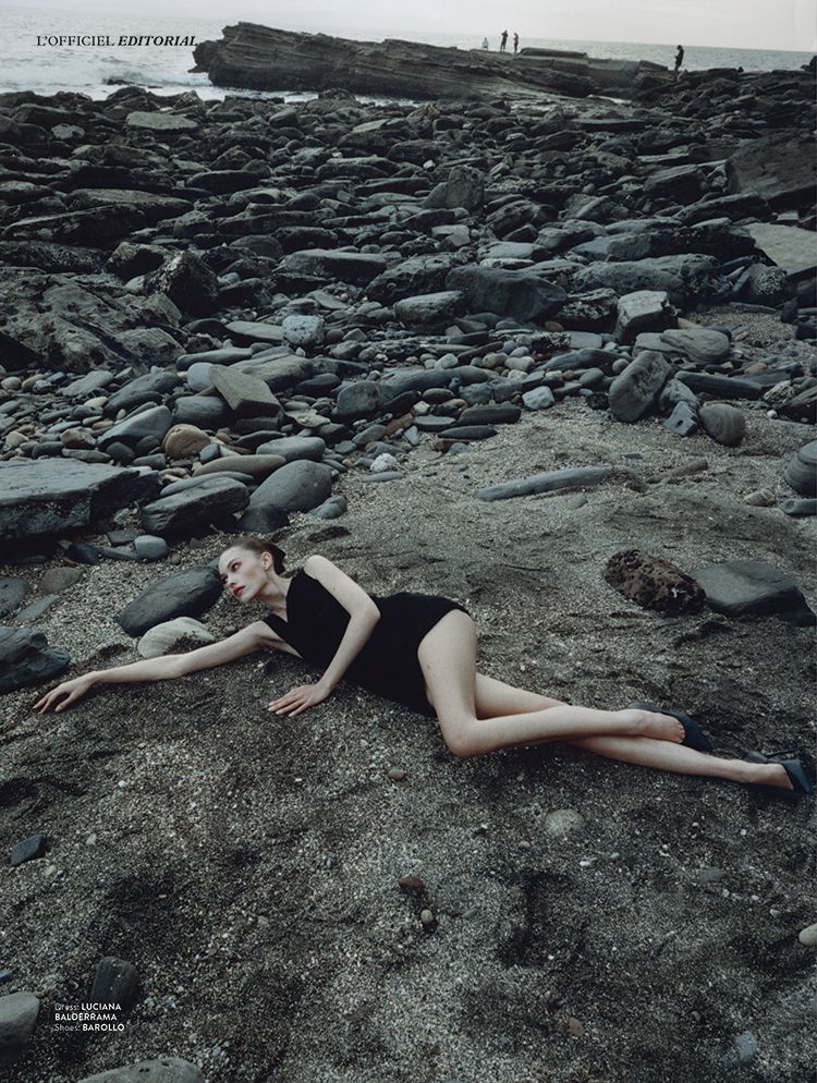 120_EDITORIAL_Neverland_10 PAGES-3.jpg