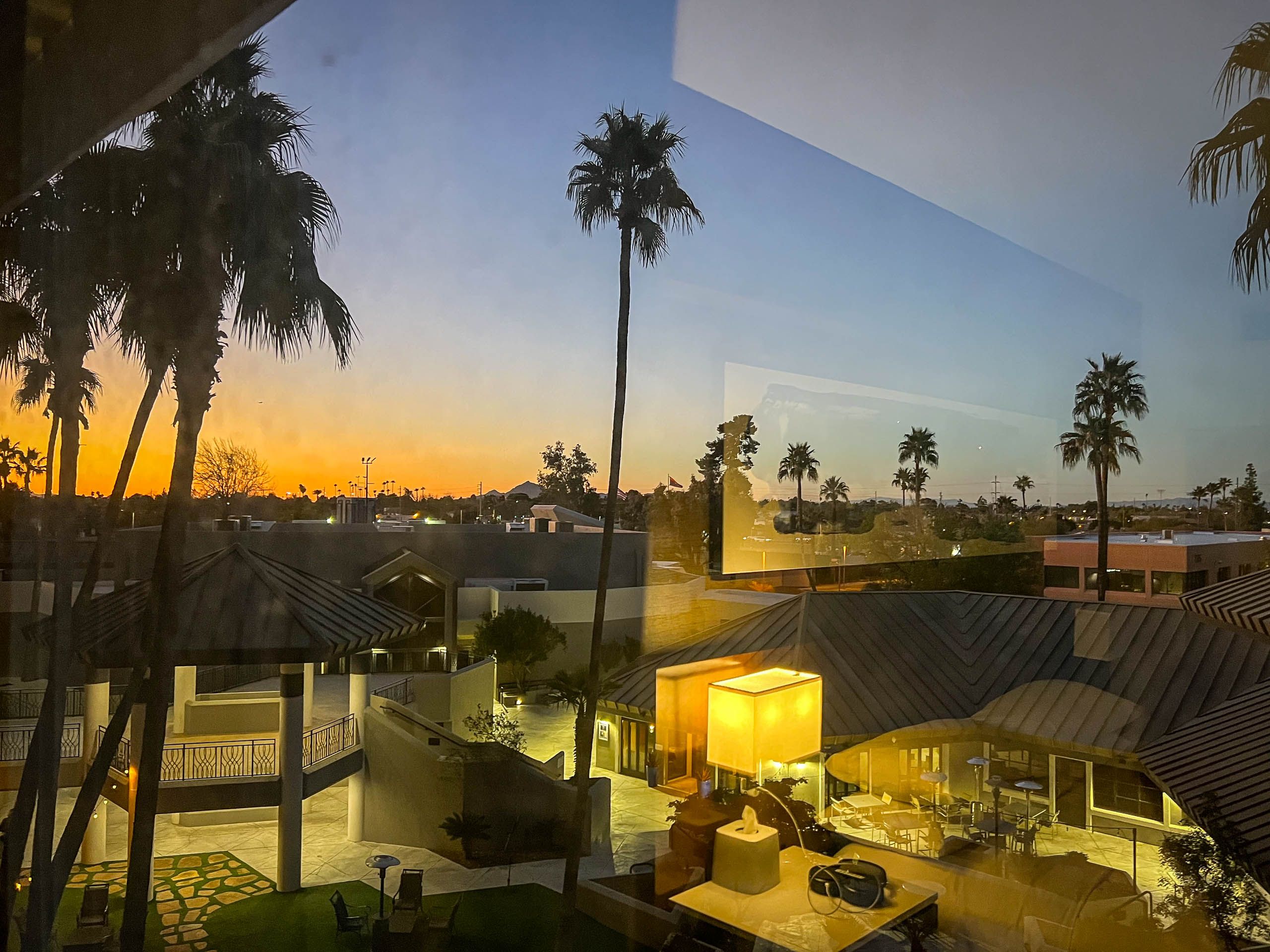 3. Phoenix_Delta_Marriot_415_IMG_1809.jpg