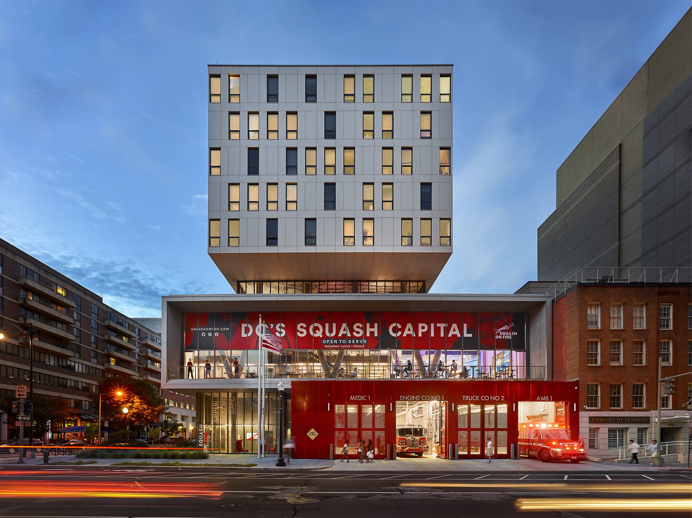 TEN ARQUITECTOS  .  SQUASH OVER FIRE  .  WASHINGTON DC