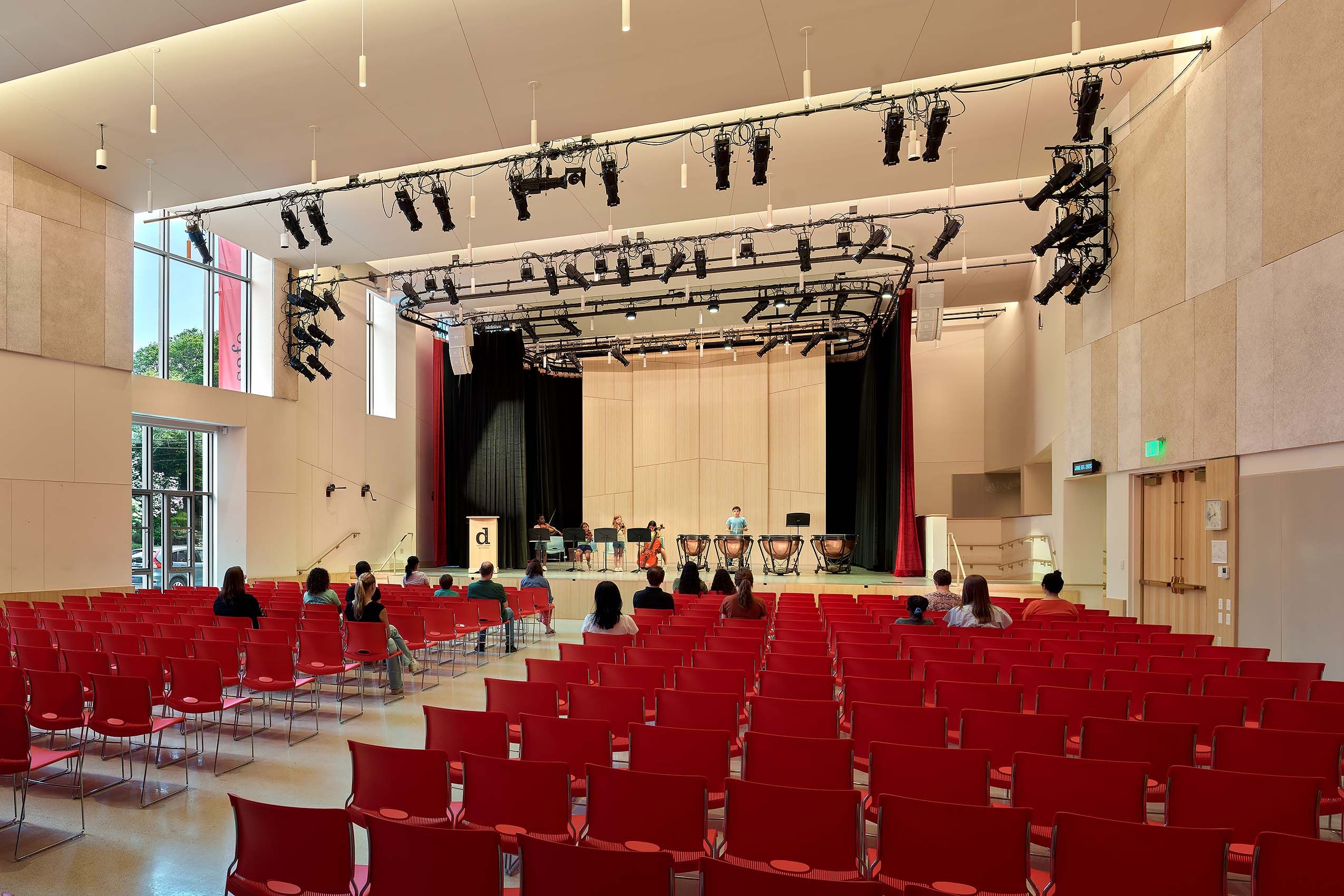 JONATHAN LEVI ARCHITECTS  .  MICHAEL DRISCOLL SCHOOL  .  BROOKLINE MA