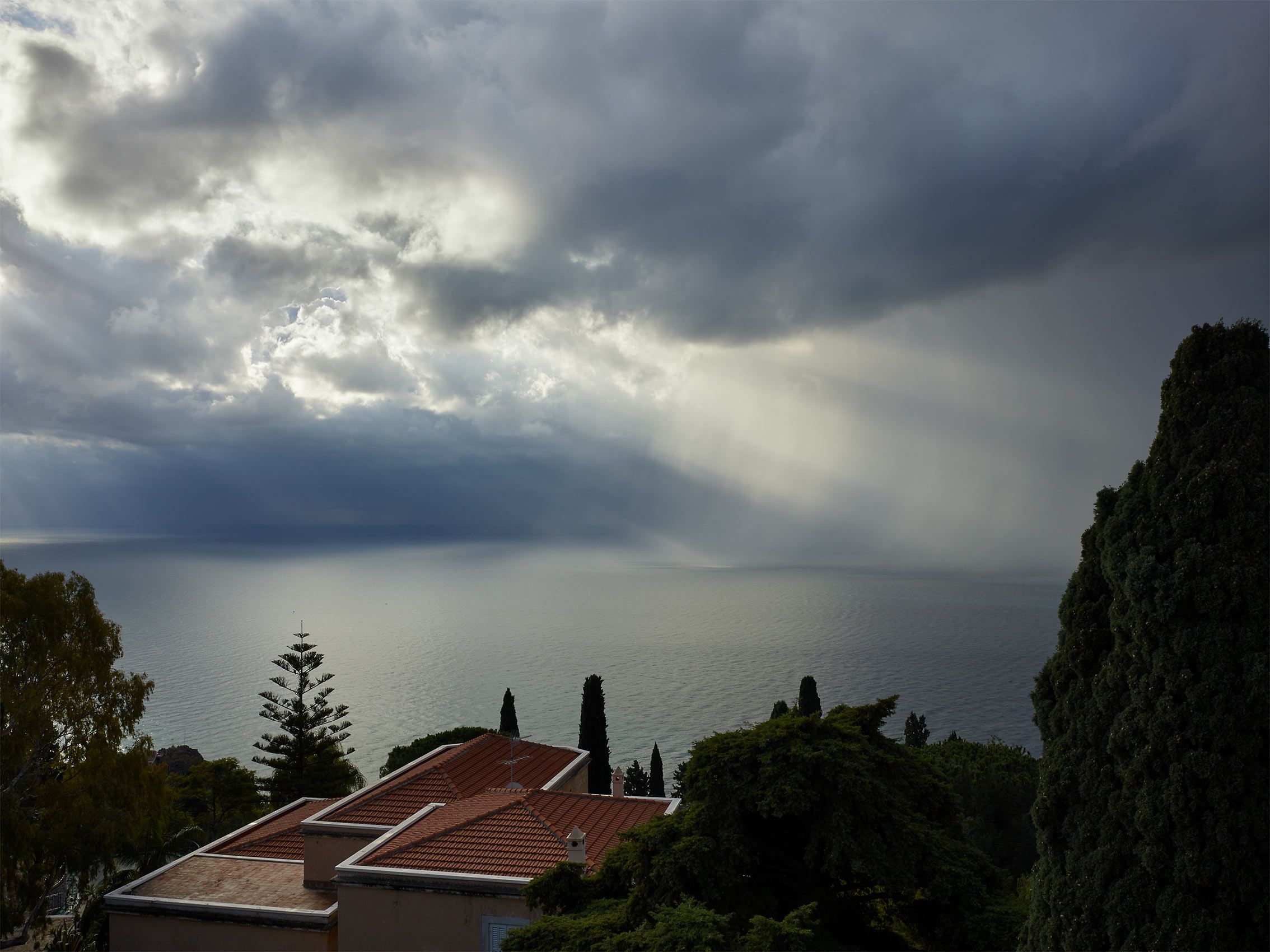 IONIAN SEA AT TAORMINA  .  SICILY