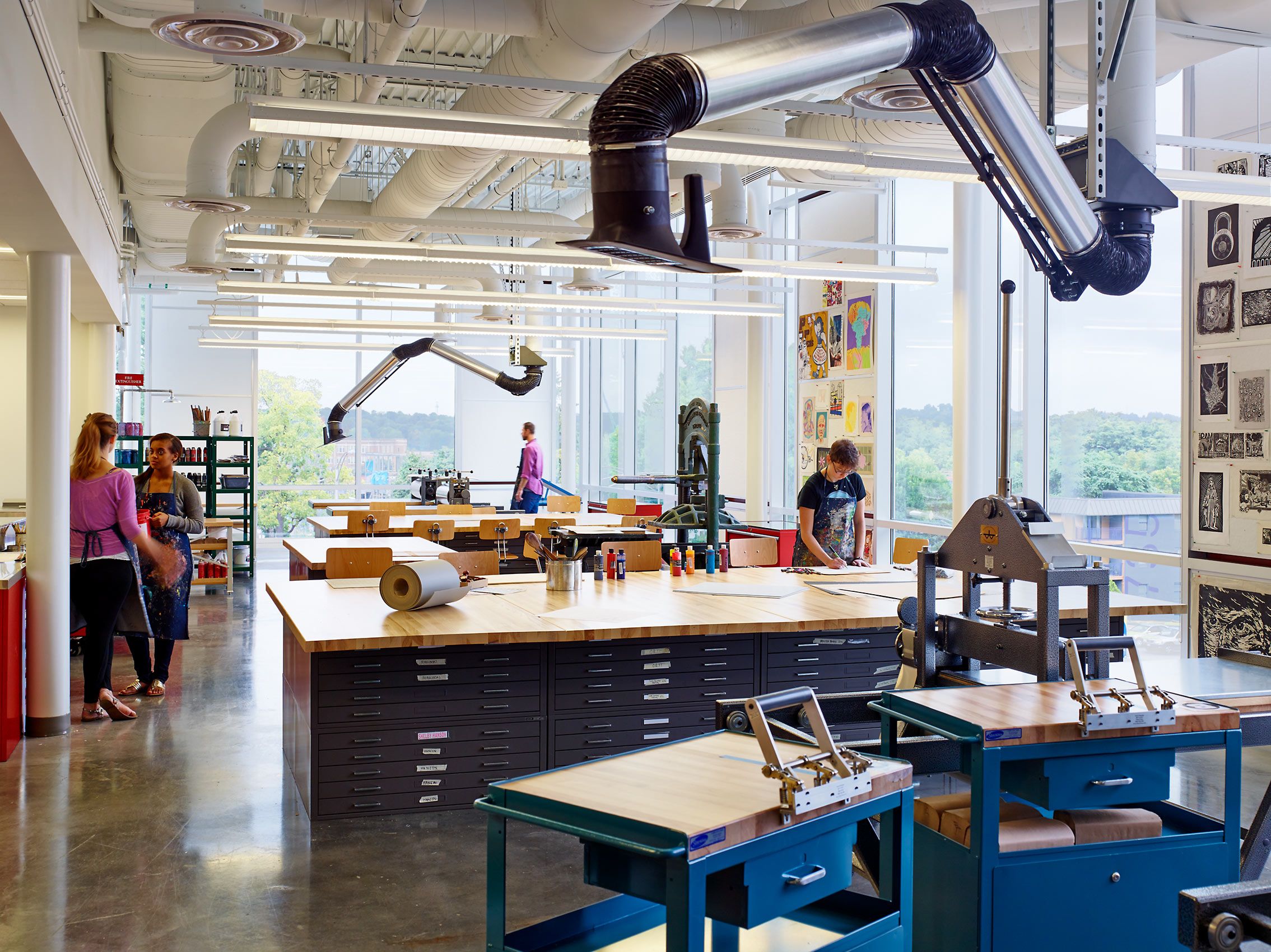 GUND PARTNERSHIP .  JAMES MADISON UNIVERSITY DUKE HALL . HARRISONBURG VIRGINIA