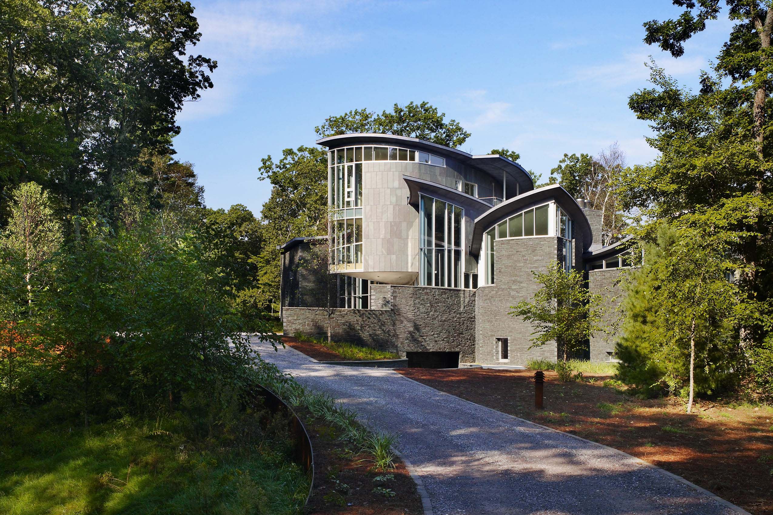 SCHWARTZ SILVER  .  HOUSE ON FARRAR POND  .  LINCOLN MA