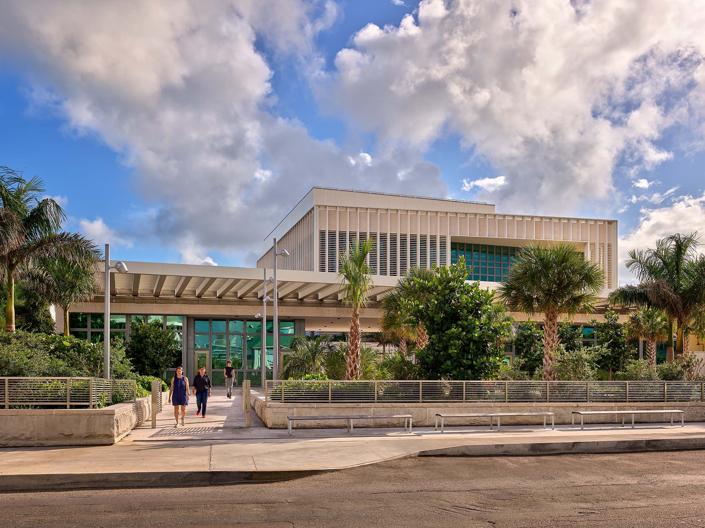 ENNEAD  .  EMBASSY IF THE UNITED STATES  NASSAU BAHAMAS