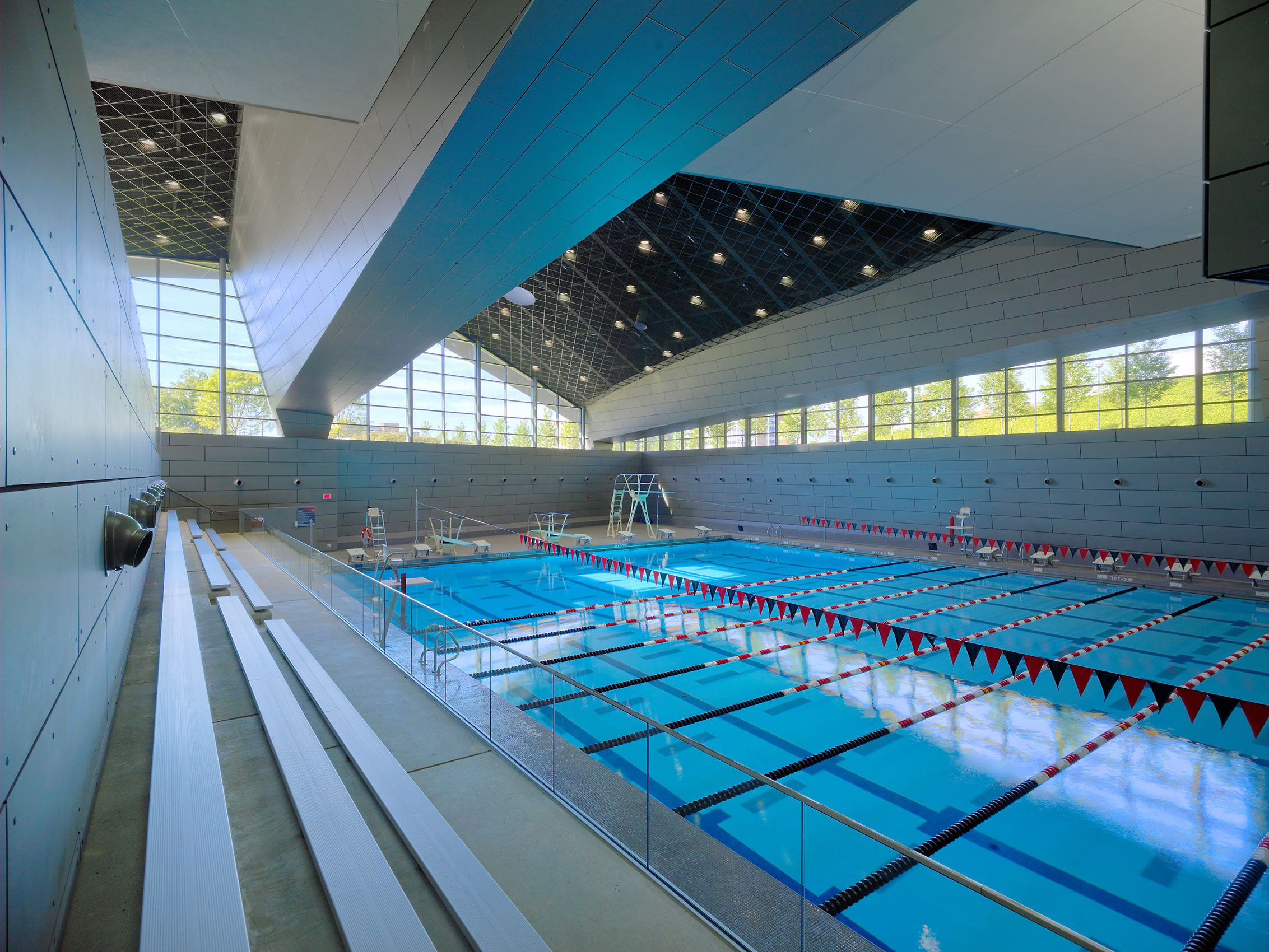 MORPHOSIS  .  UNIVERSITY OF CINCINNATI REC CENTER AND RESIDENCE HALL  .  CINCINNATI OH