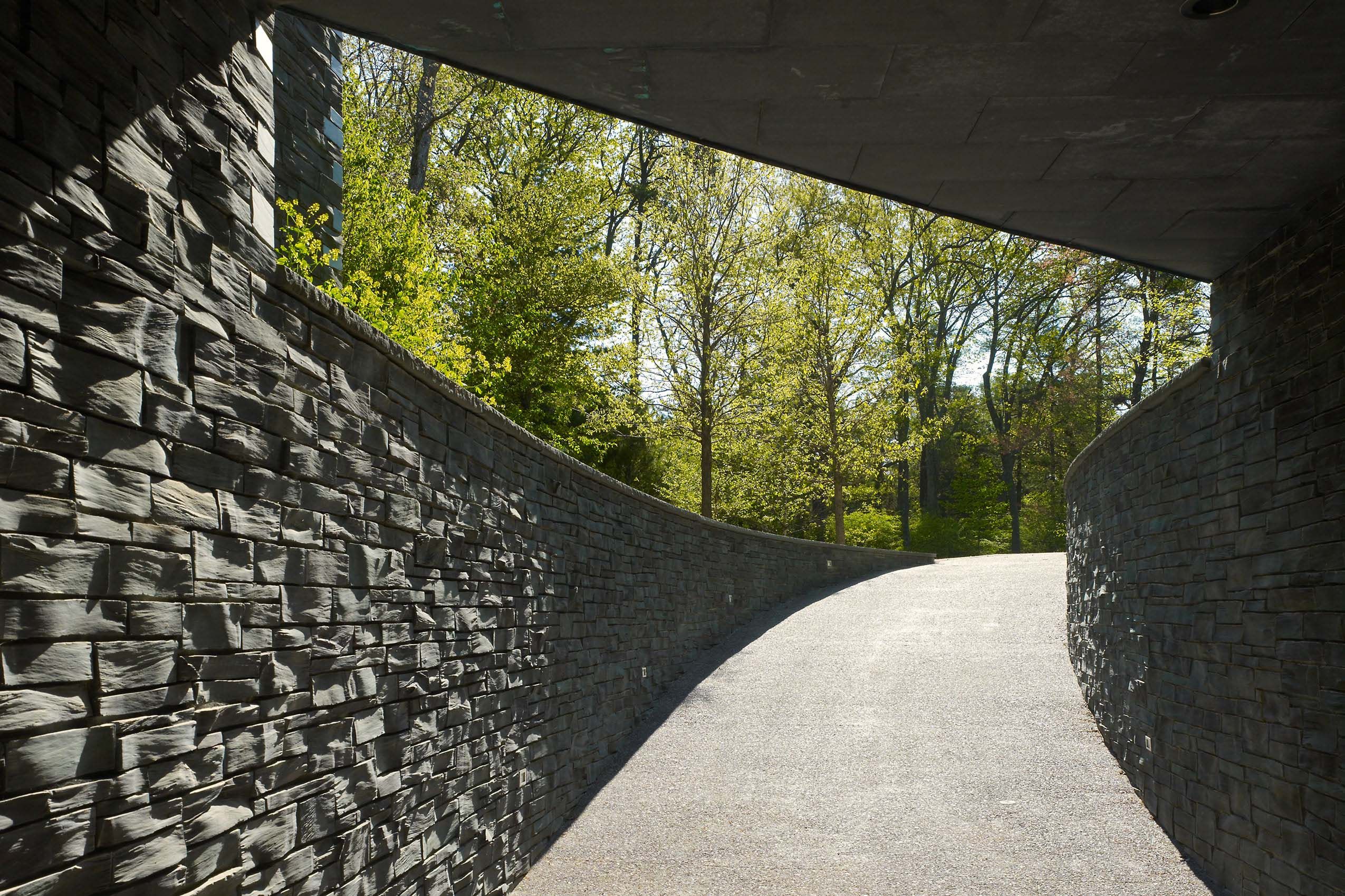 SCHWARTZ SILVER  .  HOUSE ON FARRAR POND  .  LINCOLN MA