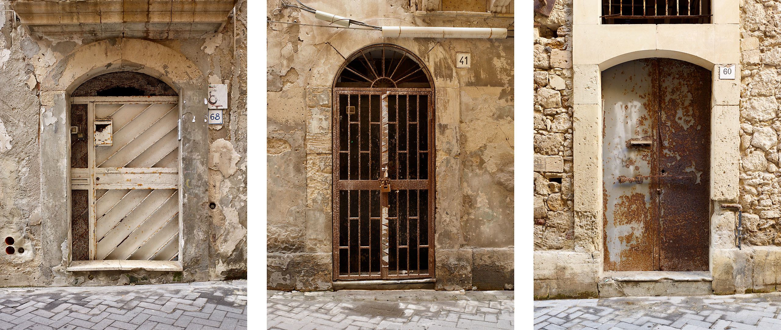 DOORS  .  SIRACUSA  .  SICILY
