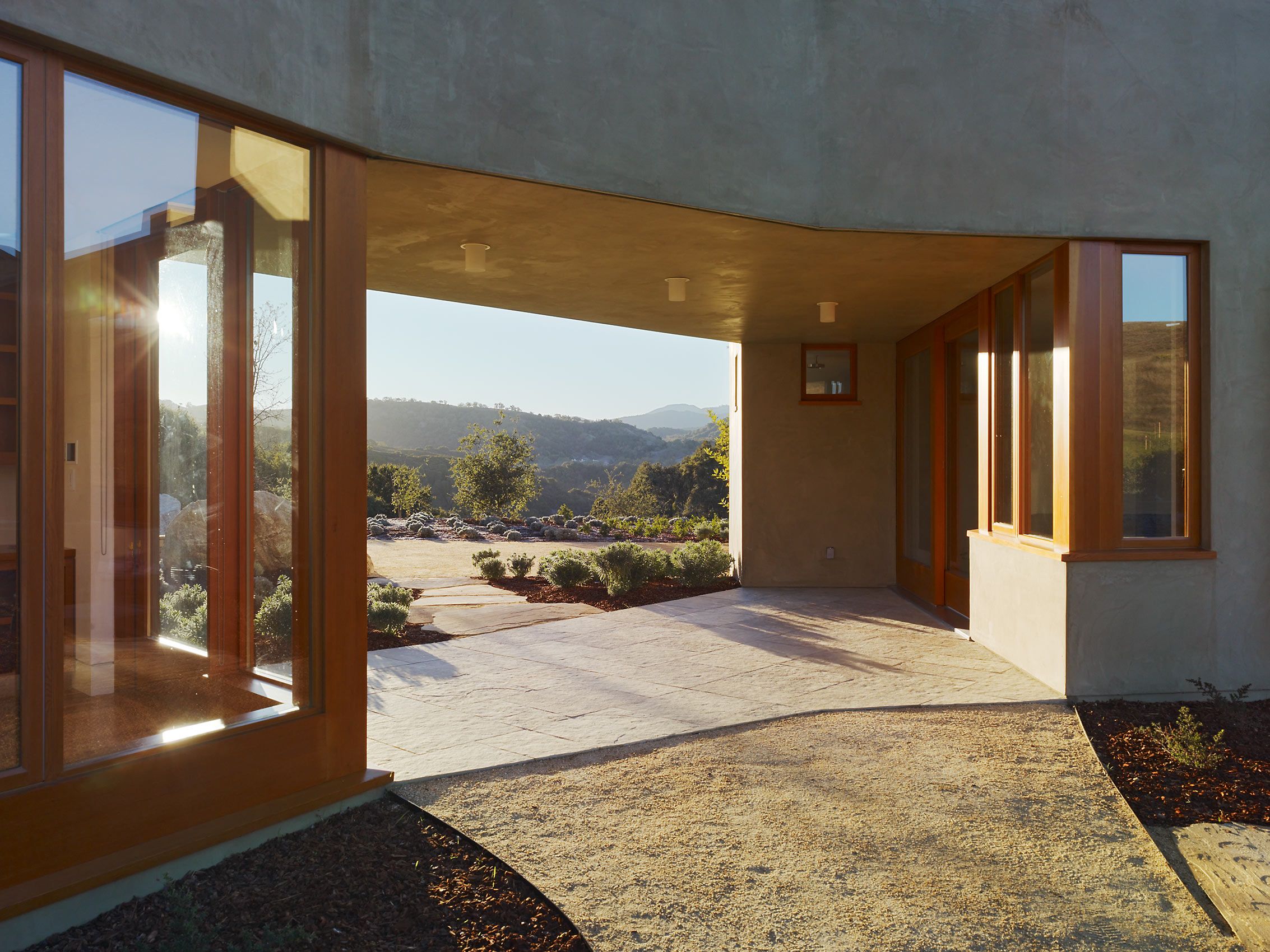 MOORE RUBLE YUDELL  .  PRIVATE RESIDENCE  .  SANTA LUCIA PRESERVE CA