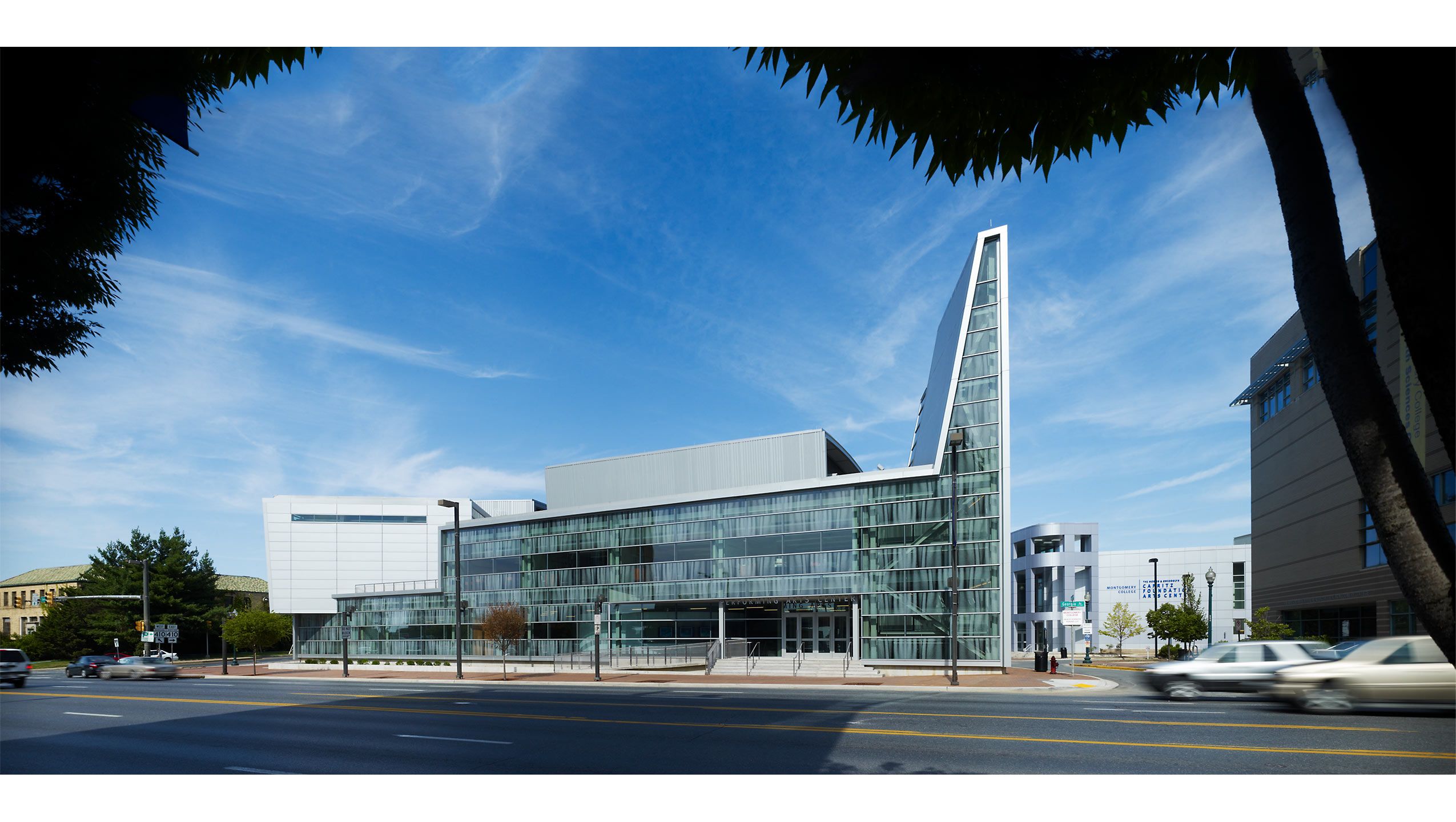 SMITHGROUP  .  MONTGOMERY COLLEGE CULTURAL ARTS CENTER  .  SILVER SPRING MD