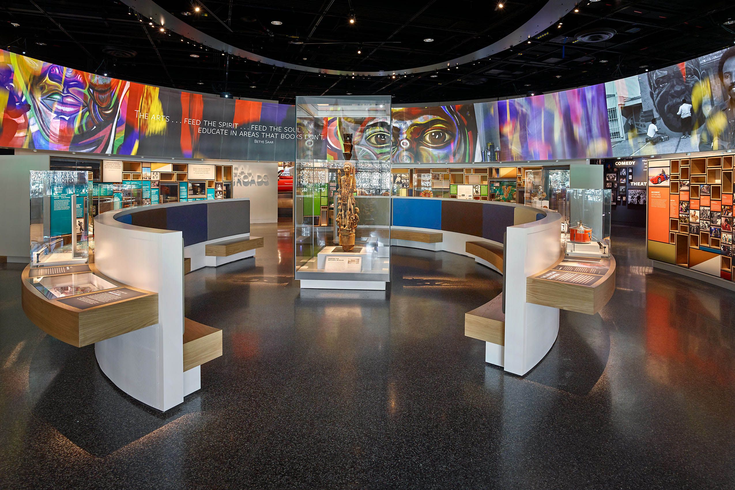 FREELON ADJAYE BOND / SMITHGROUP  .  NATIONAL MUSEUM OF AFRICAN AMERICAN HISTORY & CULTURE  .  WASHINGTON DC