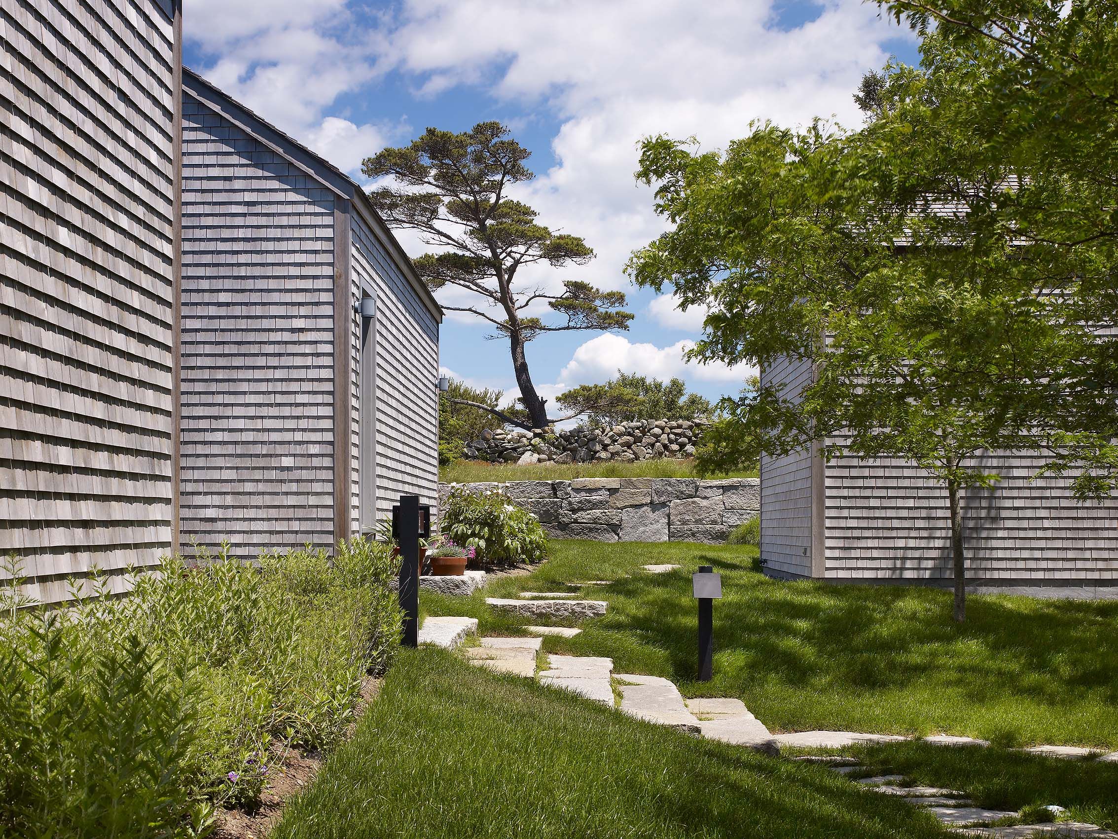 POLSHEK PARTNERSHIP NOW ENNEAD ARCHITECTS   .   PRIVATE RESIDENCE   .   CHILMARK  MA